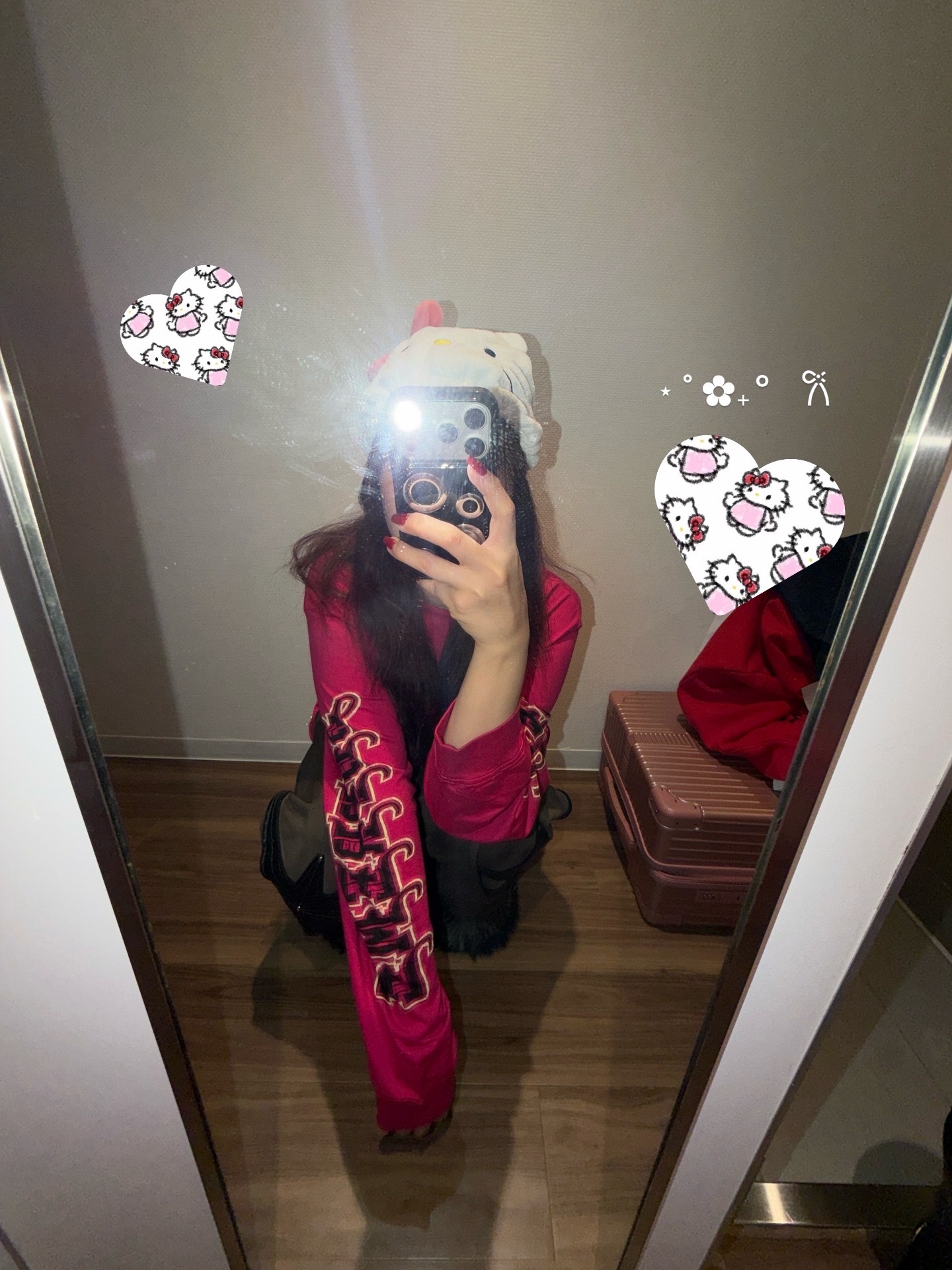 Supreme Intarsia Sleeve L/S Top Fuchsia - 25FW 착용 스타일 - 2