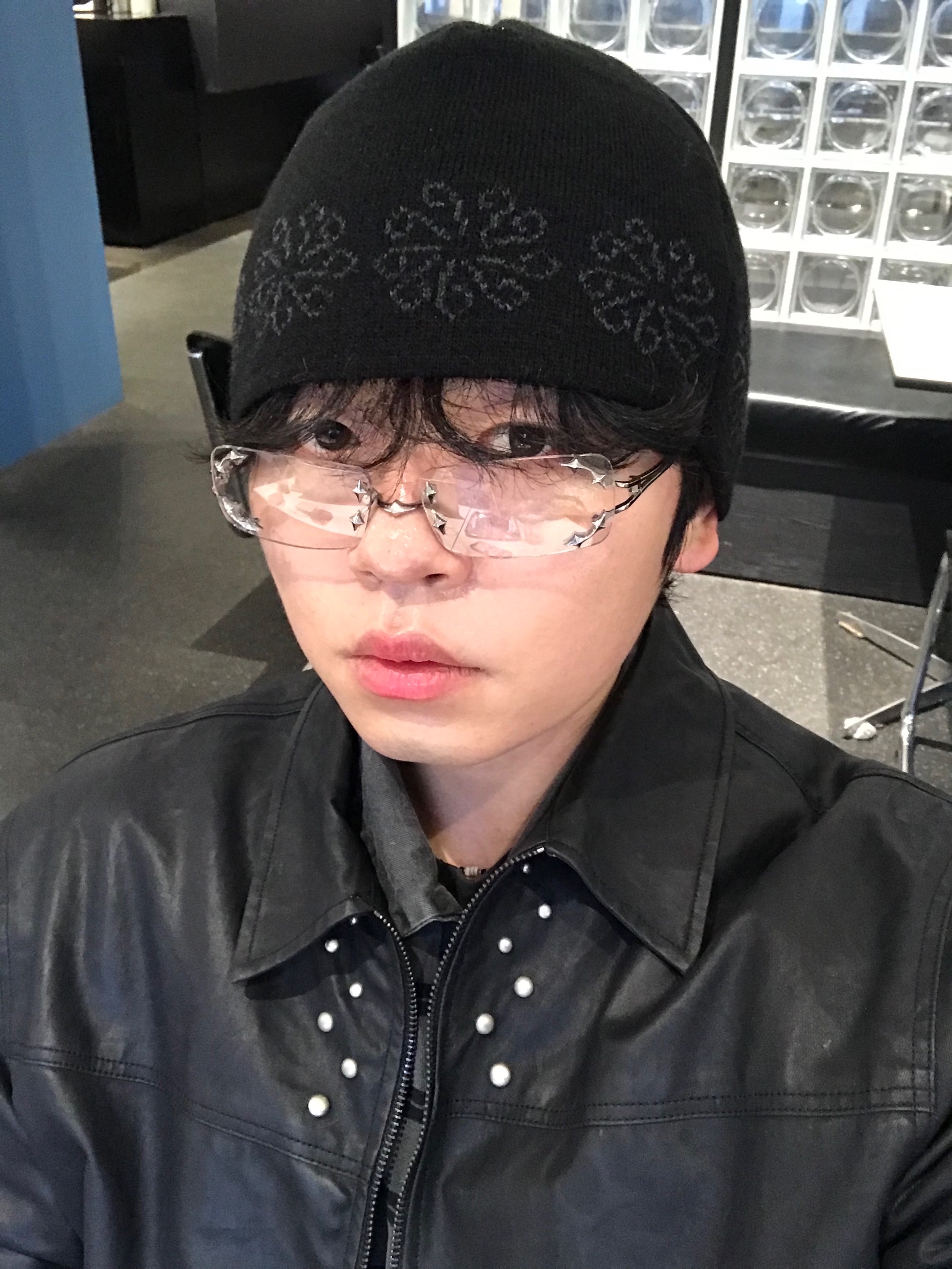 Dr. Martens x Rick Owens 1460 Quad Sole Mega Lace Boots Black, Gentle Monster Mosh 02 Silver Clear 착용 스타일 - 5