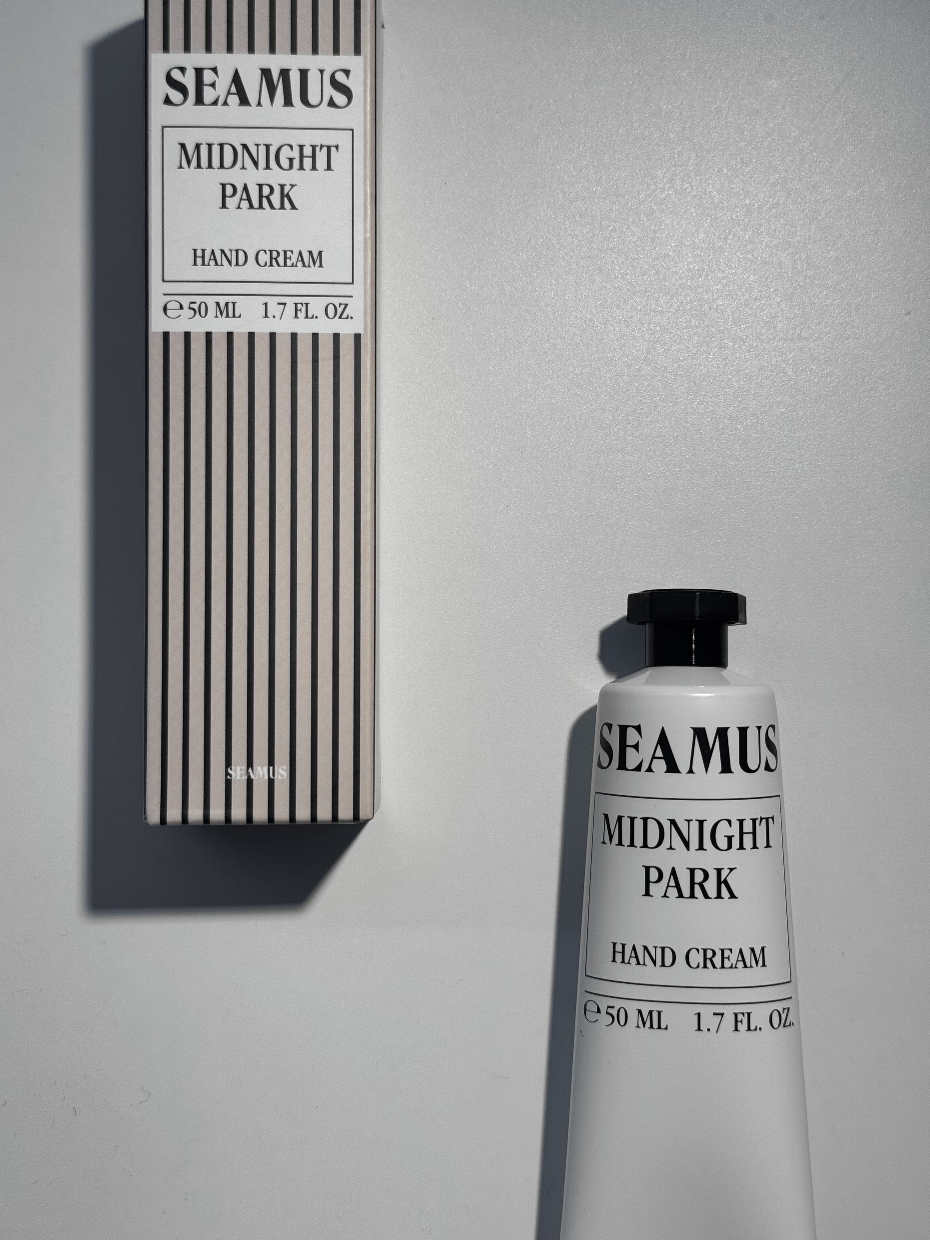 [3% 적립] SEAMUS MIDNIGHT PARK HAND CREAM 50ML 착용 스타일 - 1