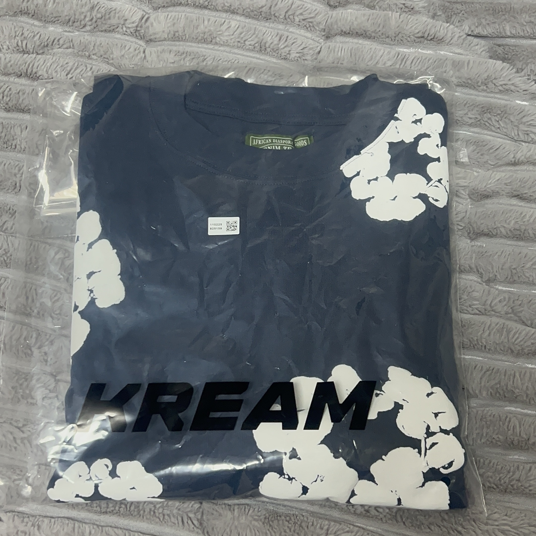 Denim Tears Long Sleeve Cotton Wreath T-Shirt Navy 착용 스타일