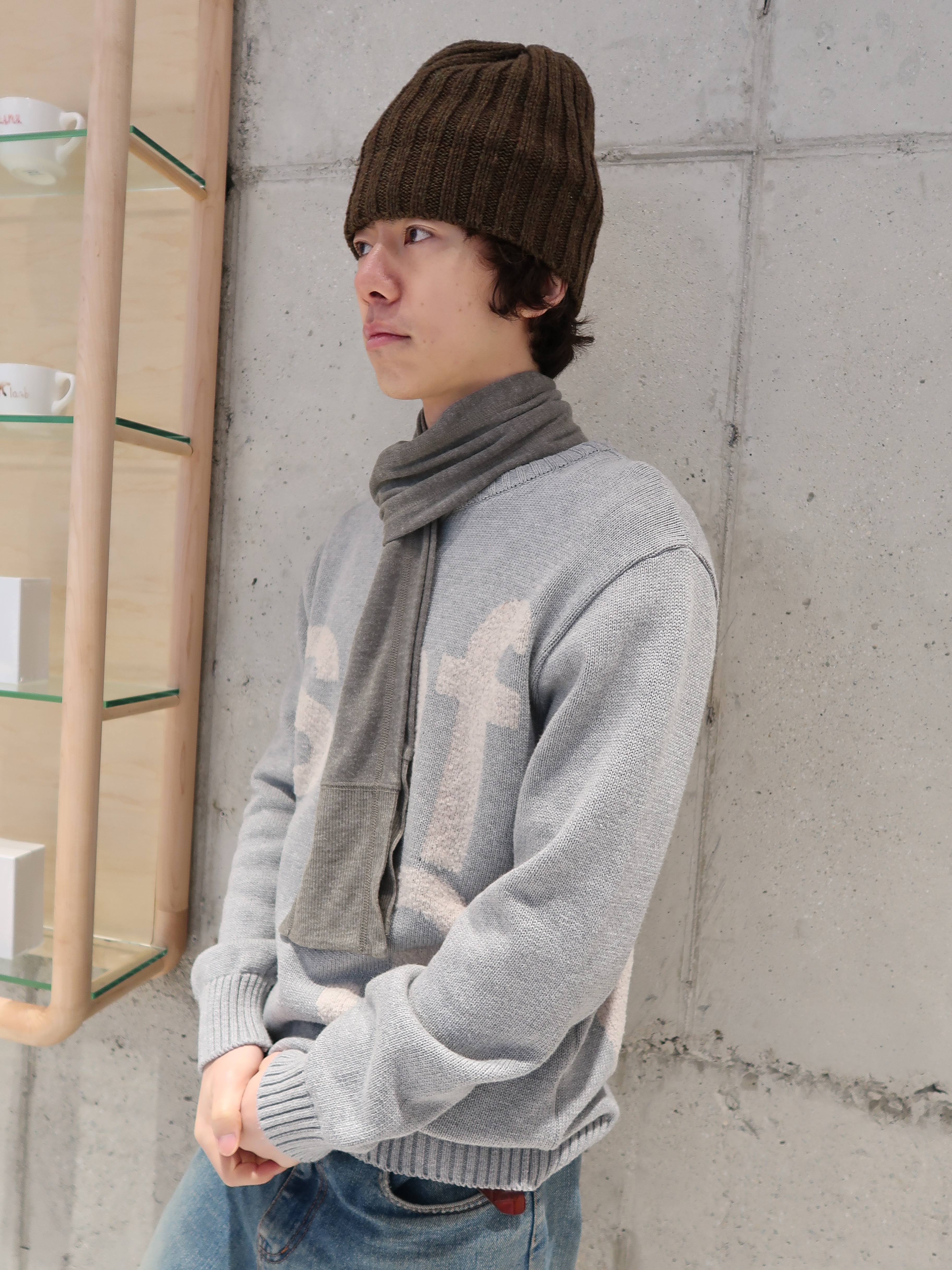 [KREAM 단독] Safarispot Basic Safari Knit Black, [KREAM 단독] Safarispot Basic Safari Knit Gray 착용 스타일 - 2
