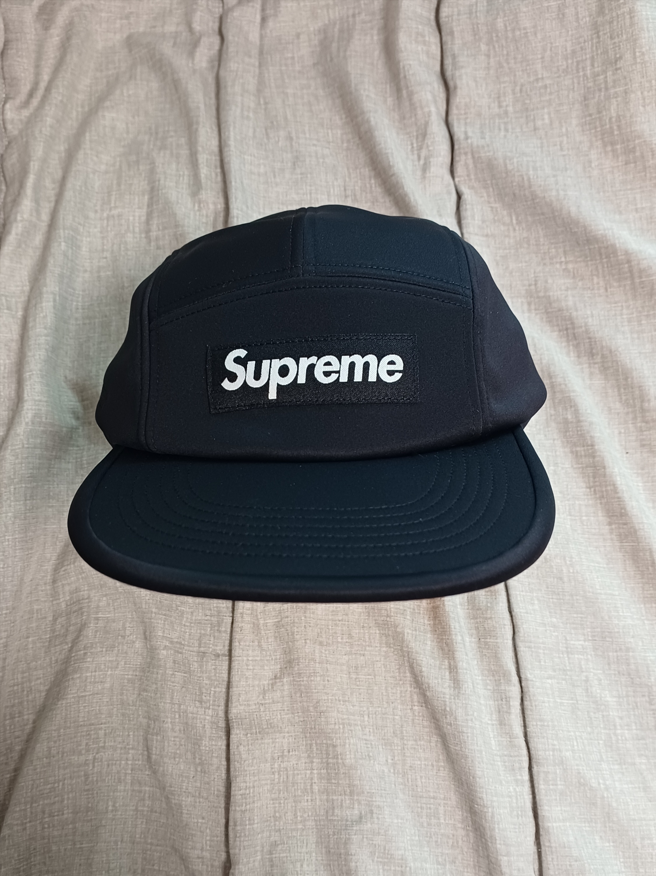 Supreme Windstopper Earflap Camp Cap Black - 24FW 착용 스타일