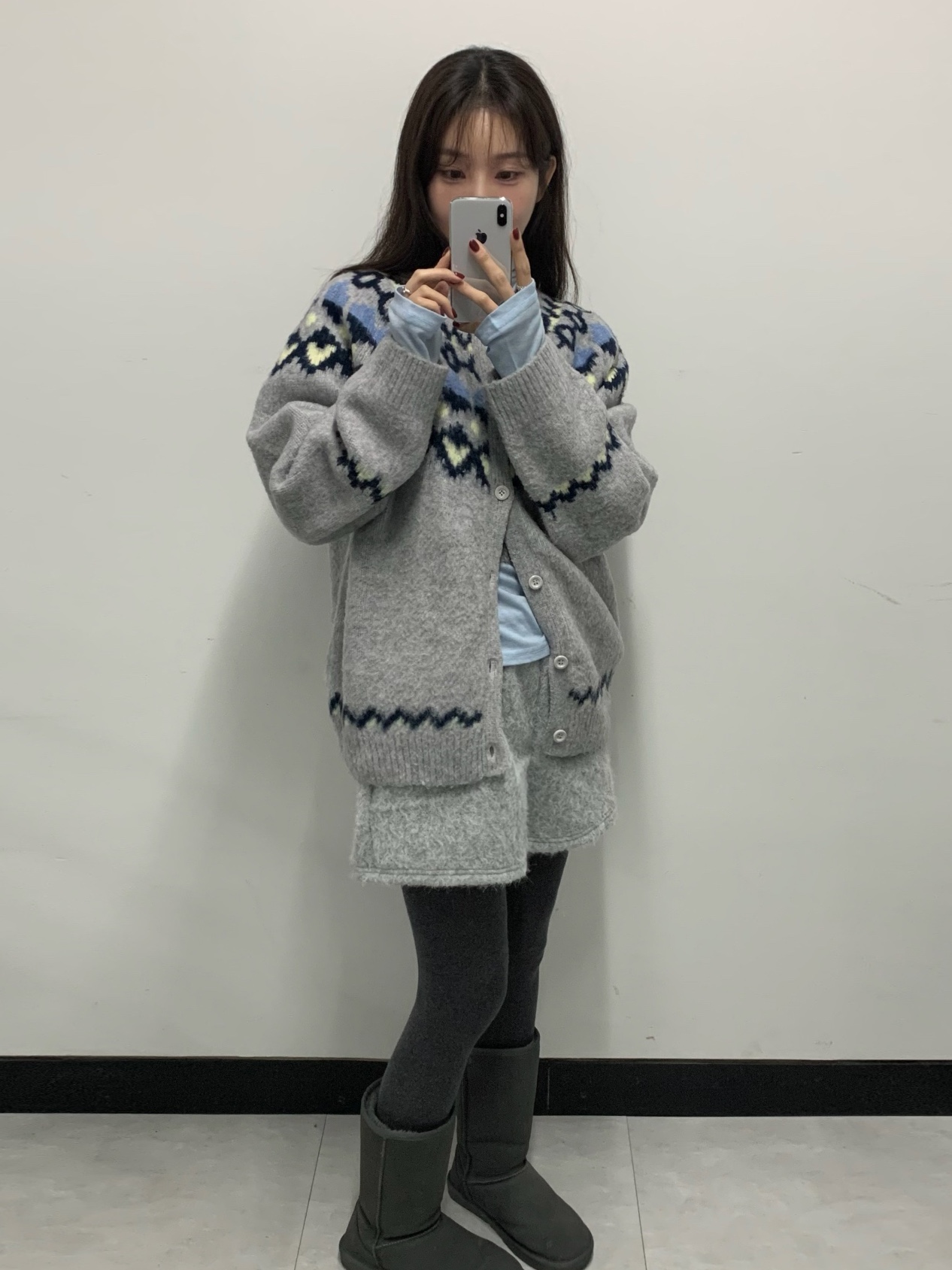(W) UGG Classic Short II Boots Grey, (W) Pandora Tilted Heart Solitaire Ring Sterling Silver Clear 착용 스타일