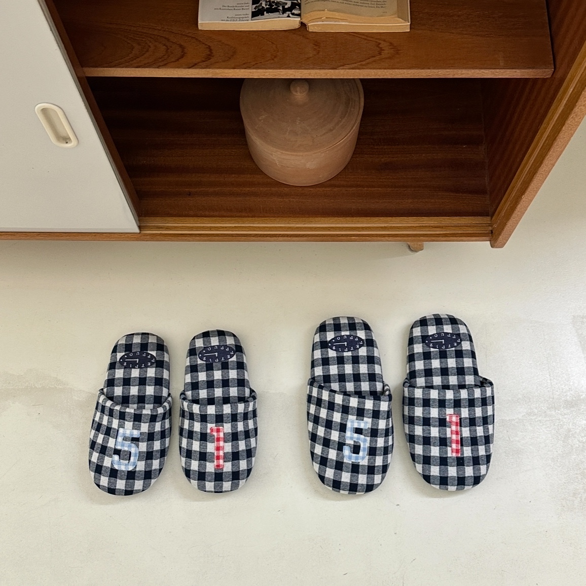 [3% 적립] POUPPET 51 O’Clock Check Room Shoes 착용 스타일