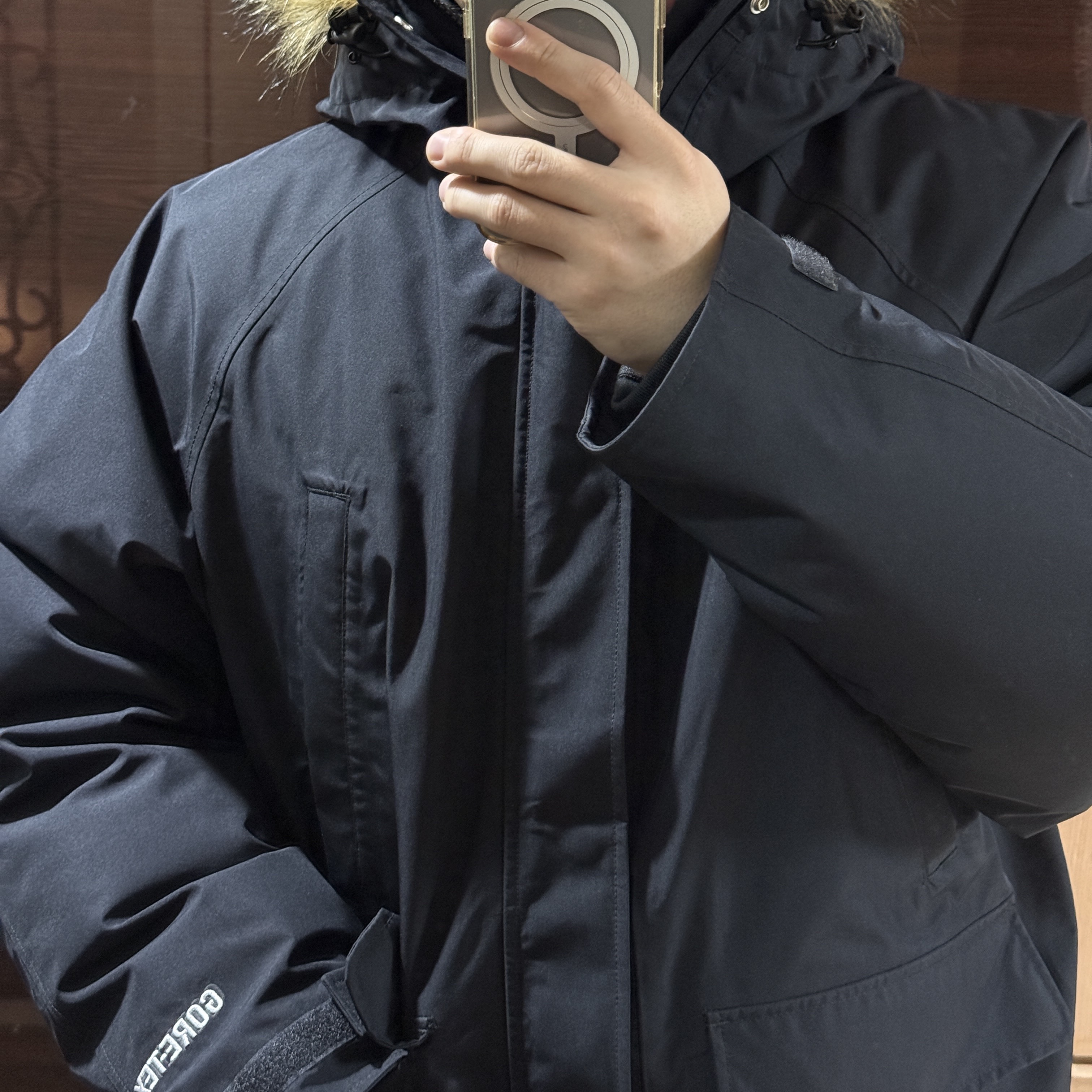 Supreme 2-In-1 Gore-Tex Parka + Reversible 700-Fill Down Liner Jacket Black - 25FW 착용 스타일 - 1