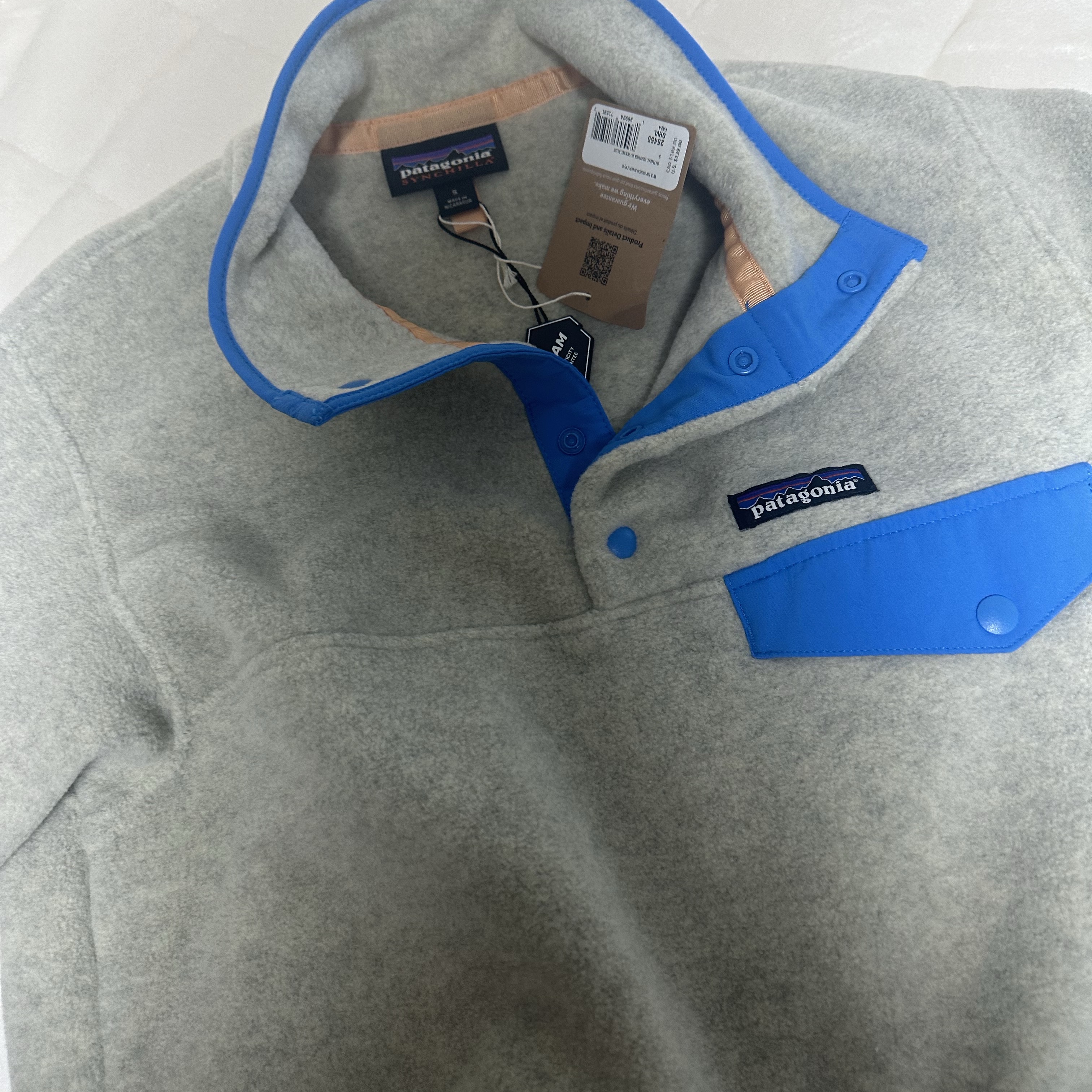(W) Patagonia Lightweight Synchilla Snap-T Fleece Pullover Oatmeal Heather Vessel Blue 착용 스타일 - 1