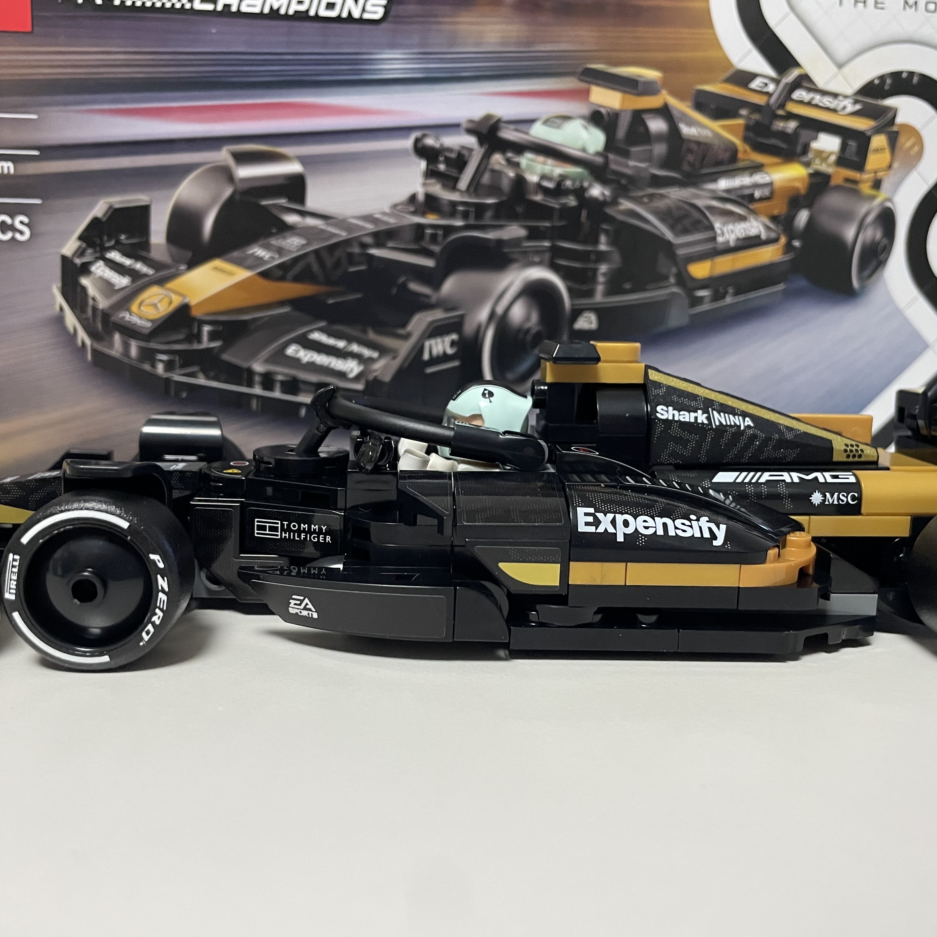 Lego Speed Champions APXGP Team Race Car from F1 The Movie 착용 스타일 - 4