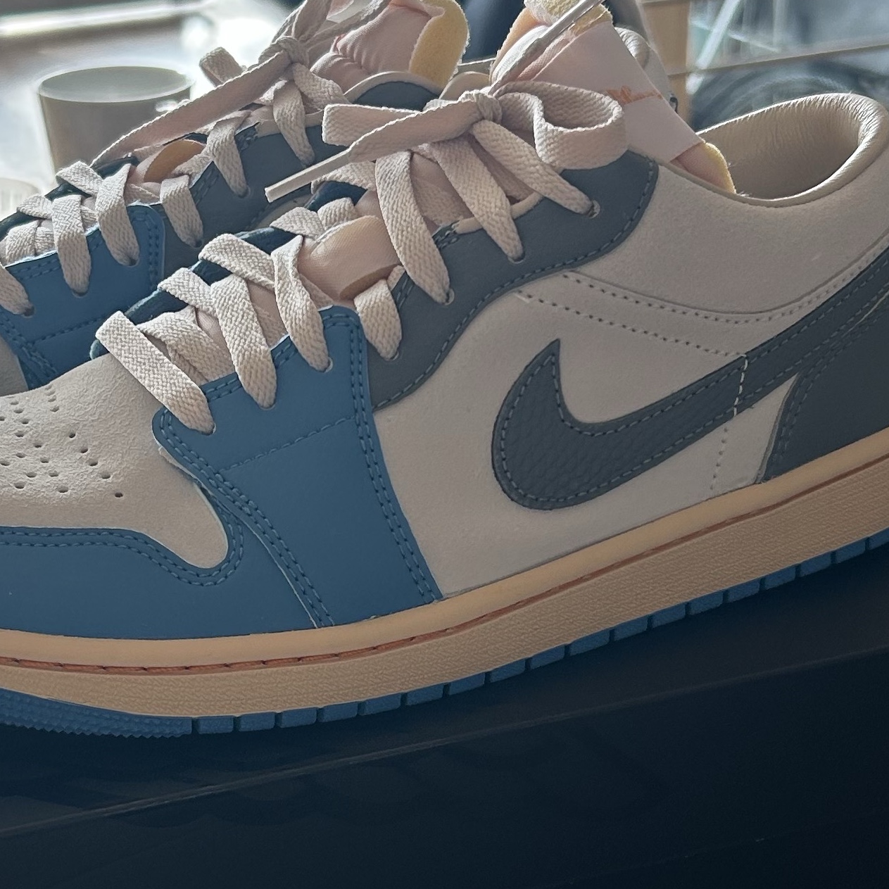 Jordan 1 Low SE Tokyo 96 착용 스타일