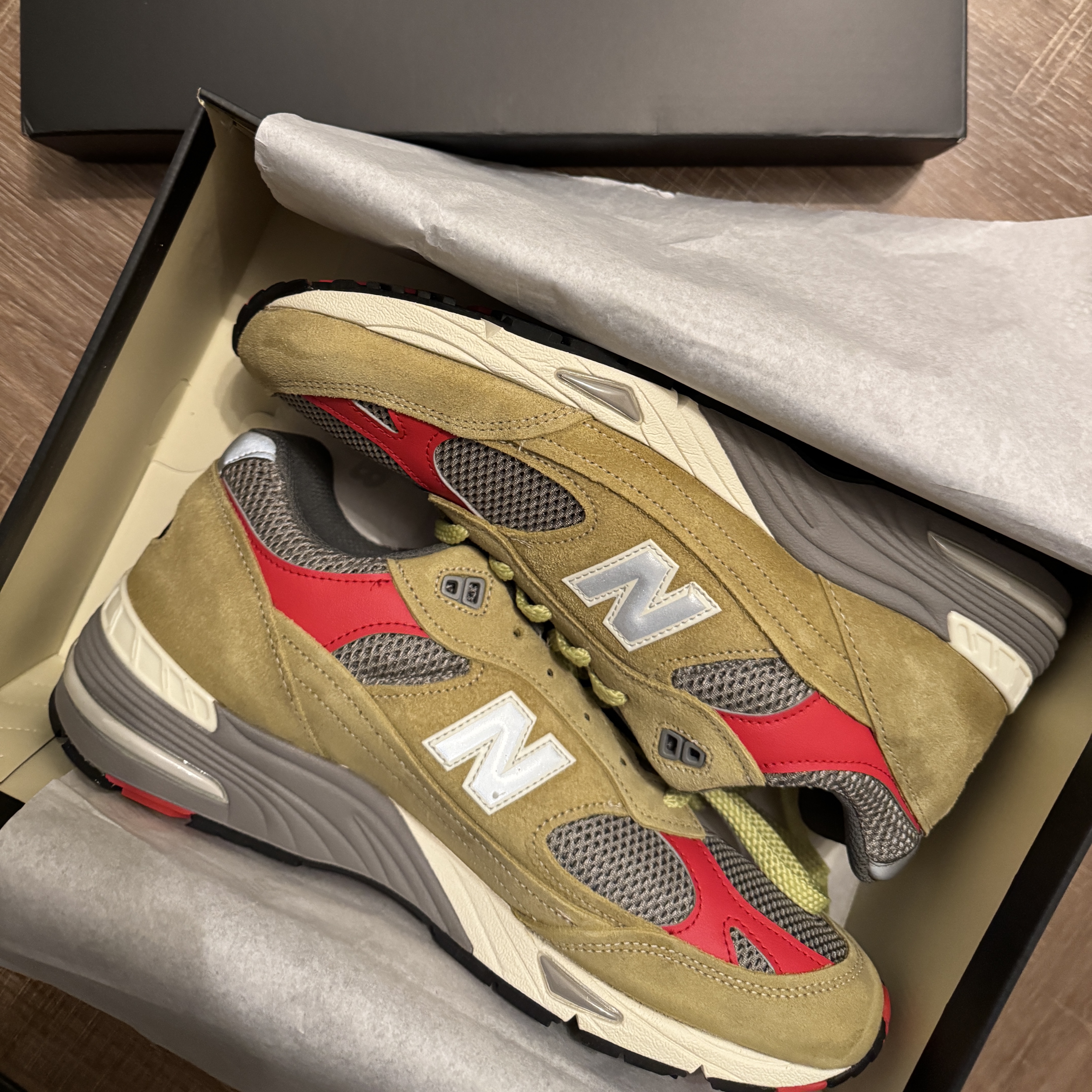 New Balance x Aime Leon Dore Made in UK 991 Celery 착용 스타일