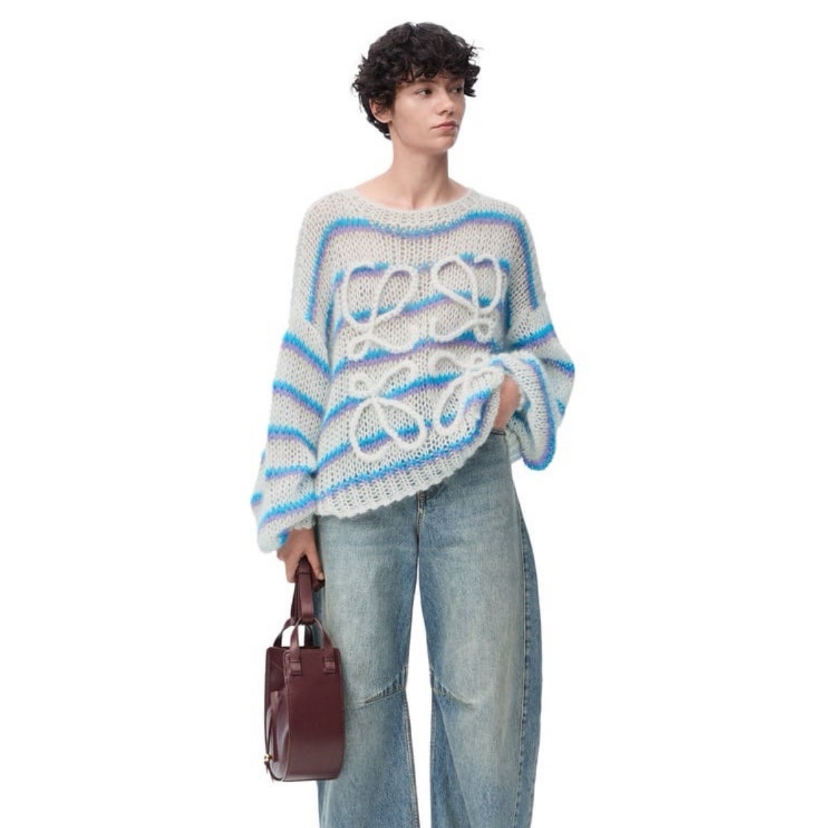 (W) Loewe Mohair Blend Anagram Sweater White Multicolor 착용 스타일 - 2