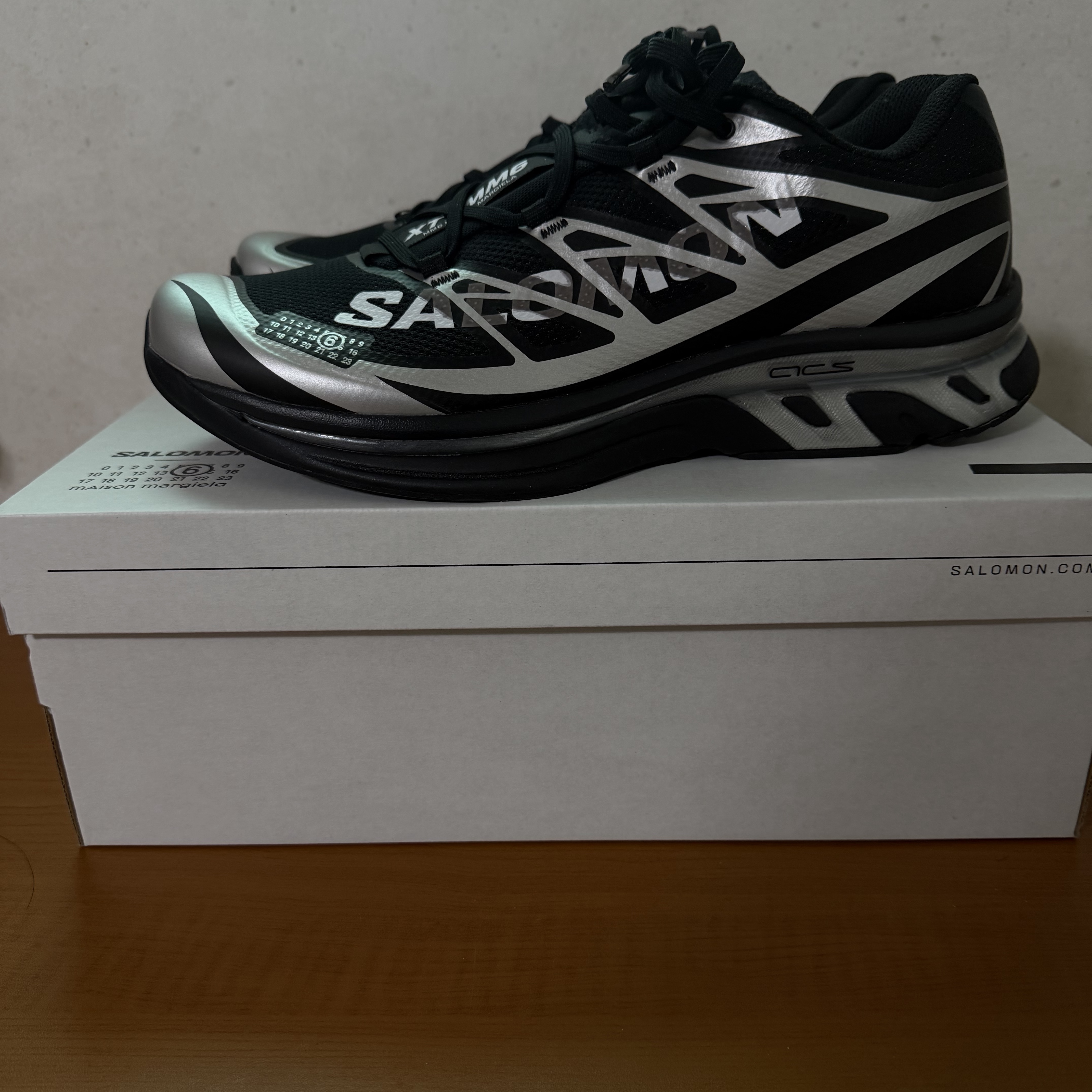 Salomon x MM6 Masion Margiela XT-MM6 Black Ftw Silver 착용 스타일