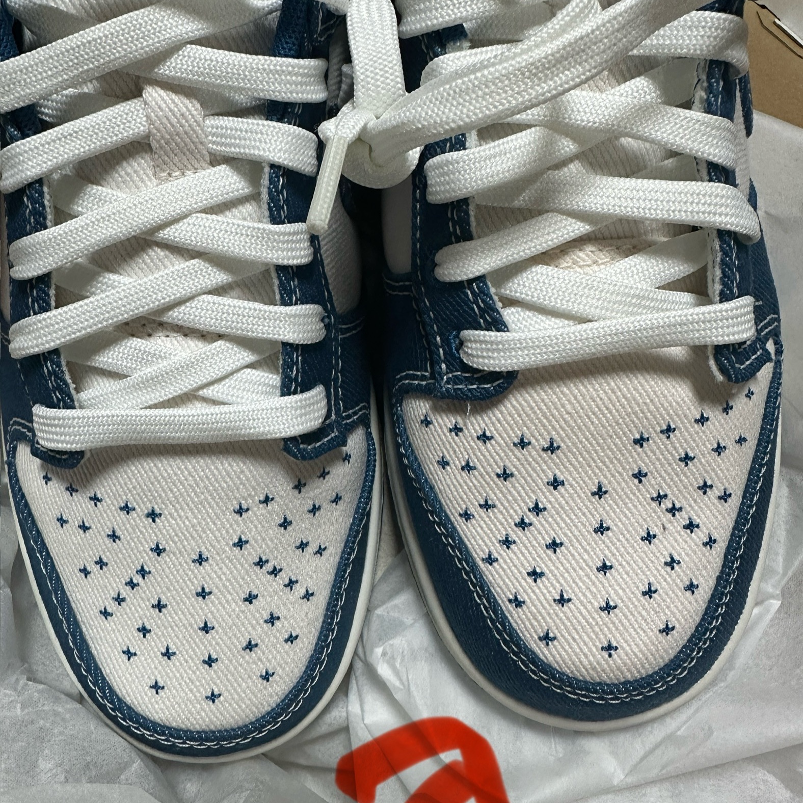 Nike Dunk Low Retro SE Industrial Blue 착용 스타일
