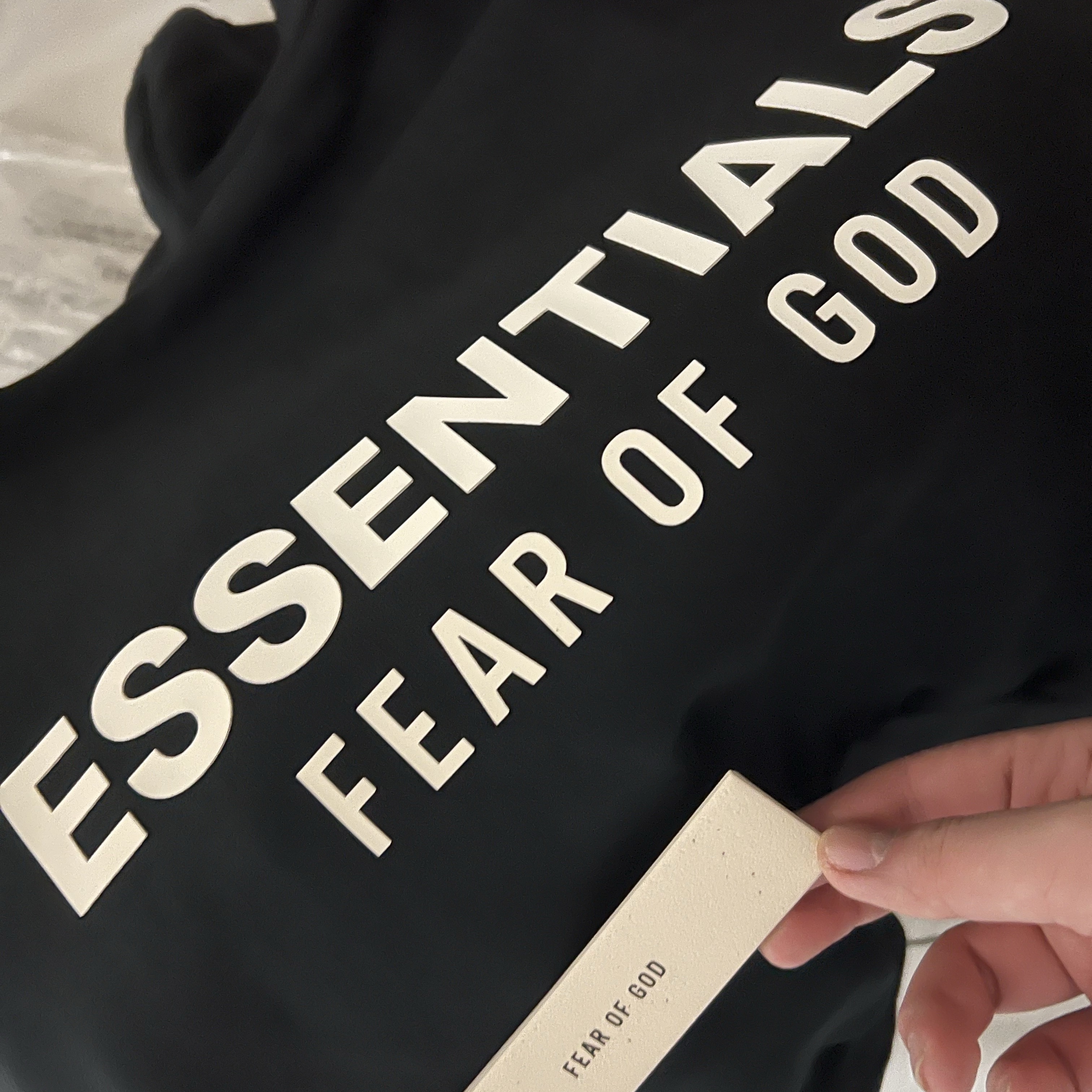 Essentials Classic Full Zip Up Hoodie Vintage Black - 25FW 착용 스타일