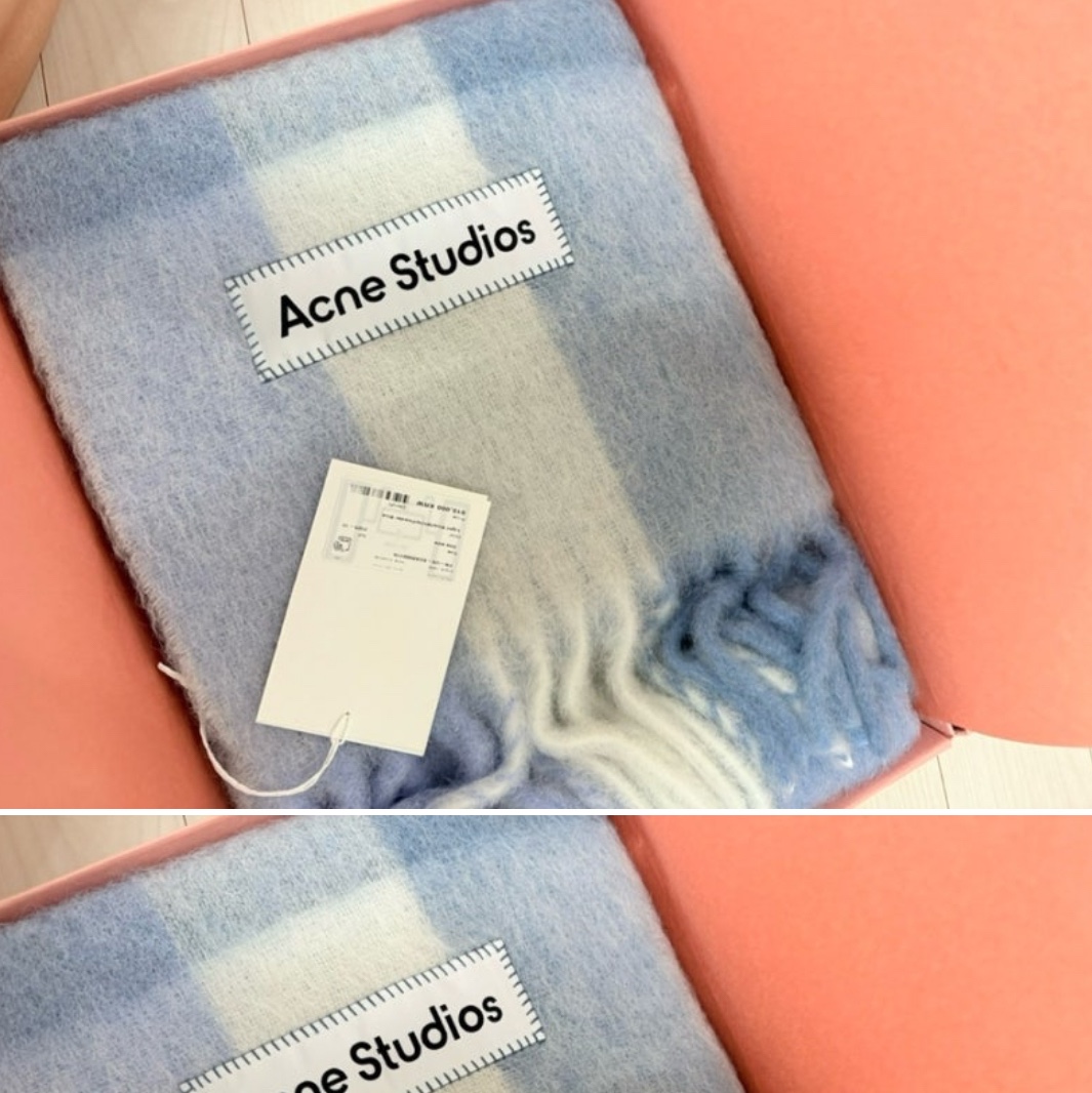 Acne Studios Mohair Checked Muffler Light Blue White 착용 스타일