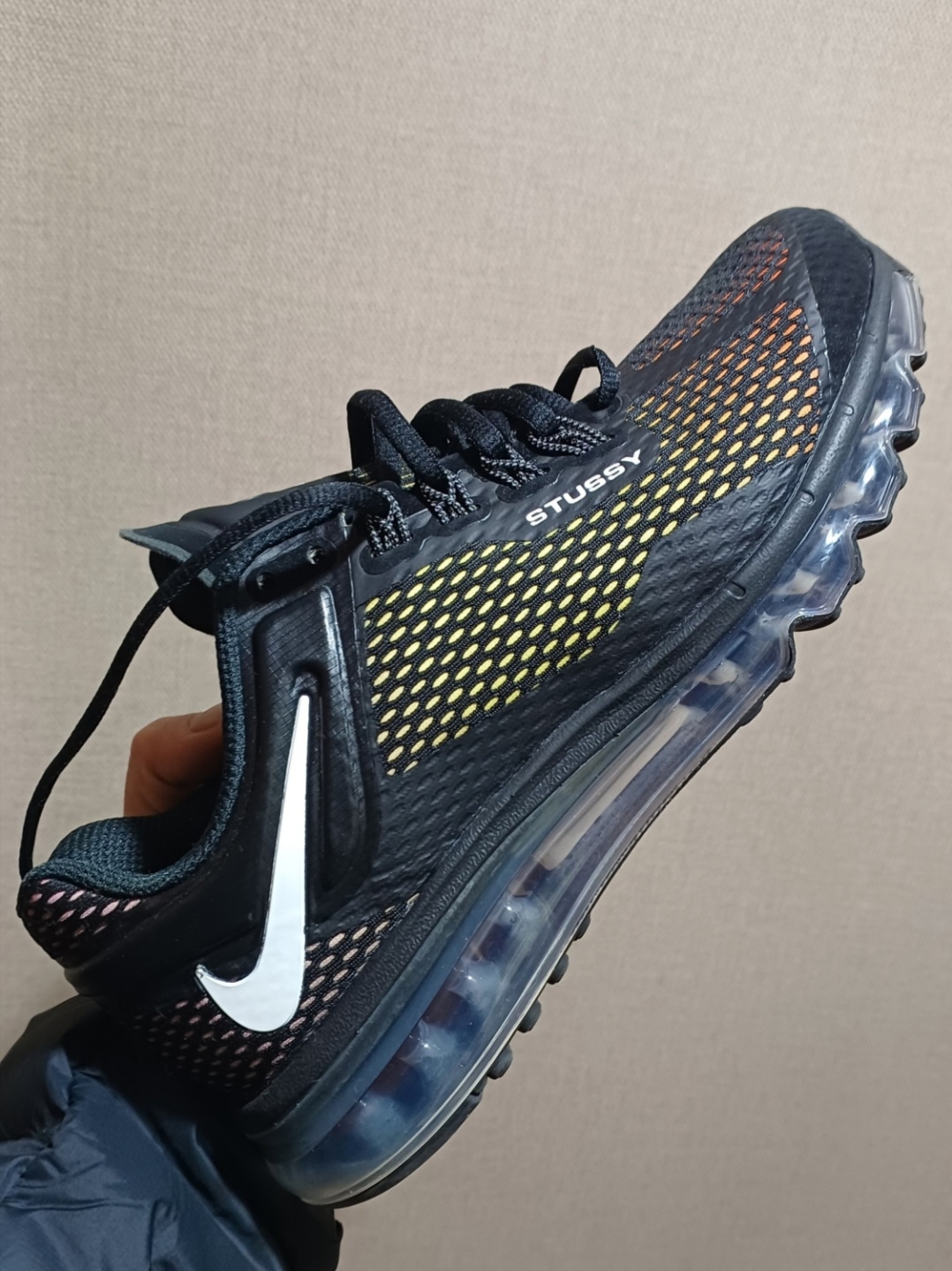 Nike x Stussy Air Max 2013 Black 착용 스타일