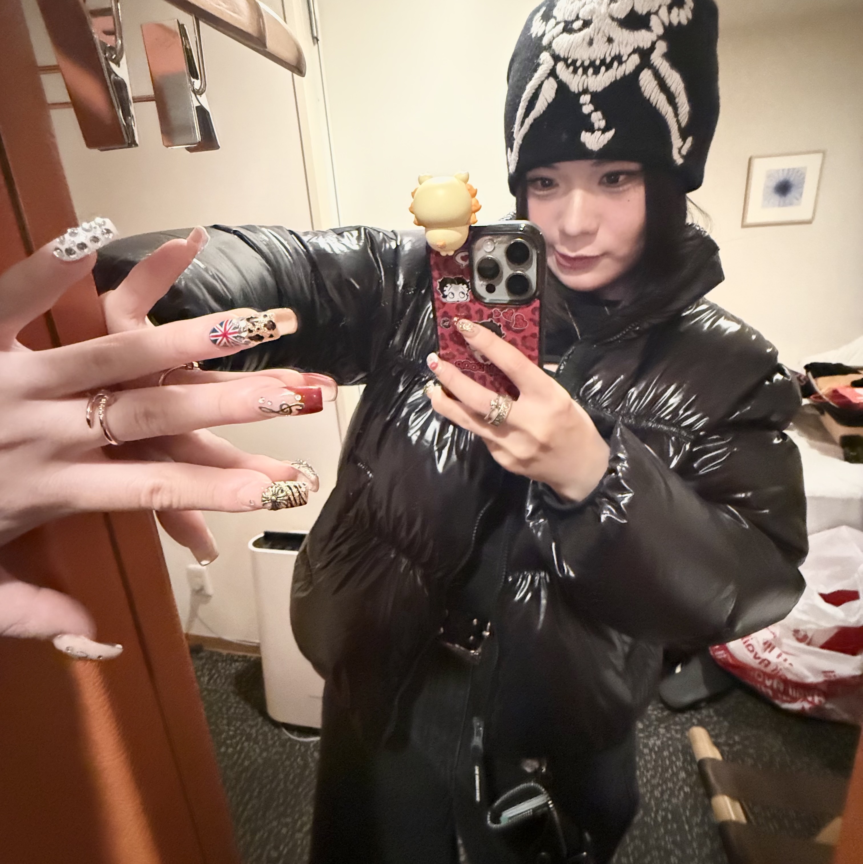 Supreme x Y's by Yohji Yamamoto Skull Beanie Black - 25FW, Chiikawa Hippers Sealed Case (1 Blind Boxes) 착용 스타일