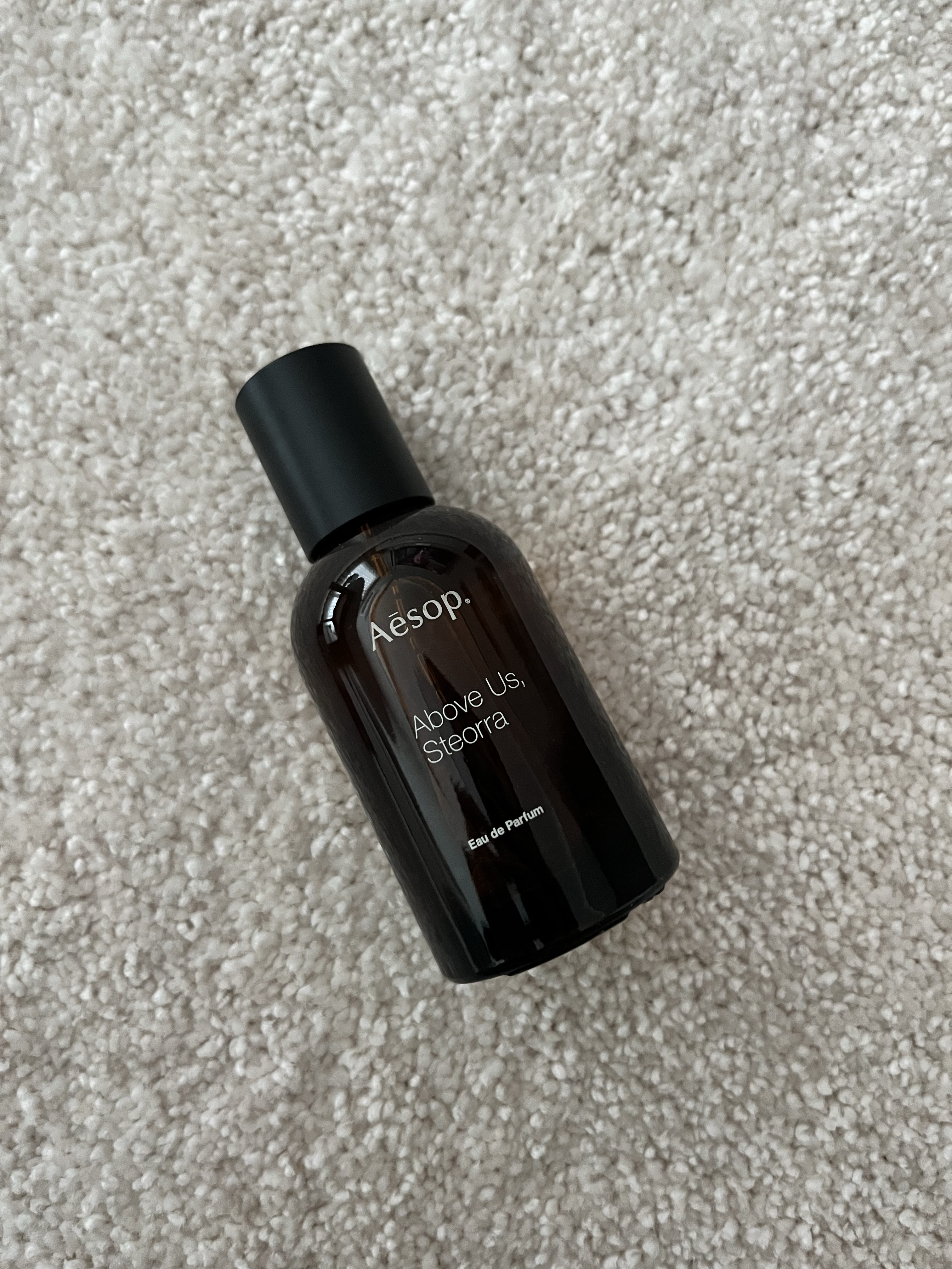 Aesop Above Us Steorra Eau De Parfum 50ml 착용 스타일 - 2