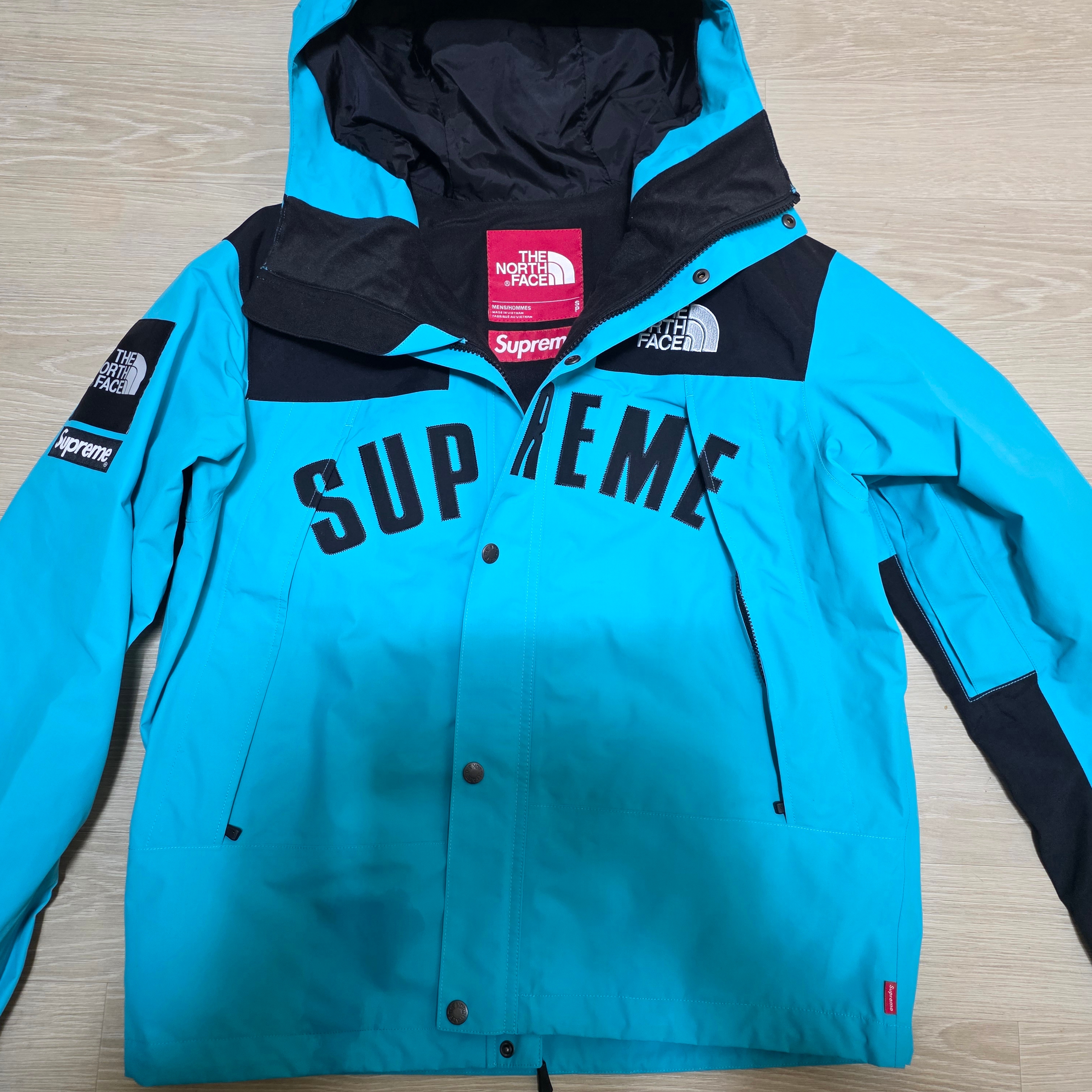 Supreme x The North Face Arc Logo Mountain Parka Teal - 19SS 착용 스타일