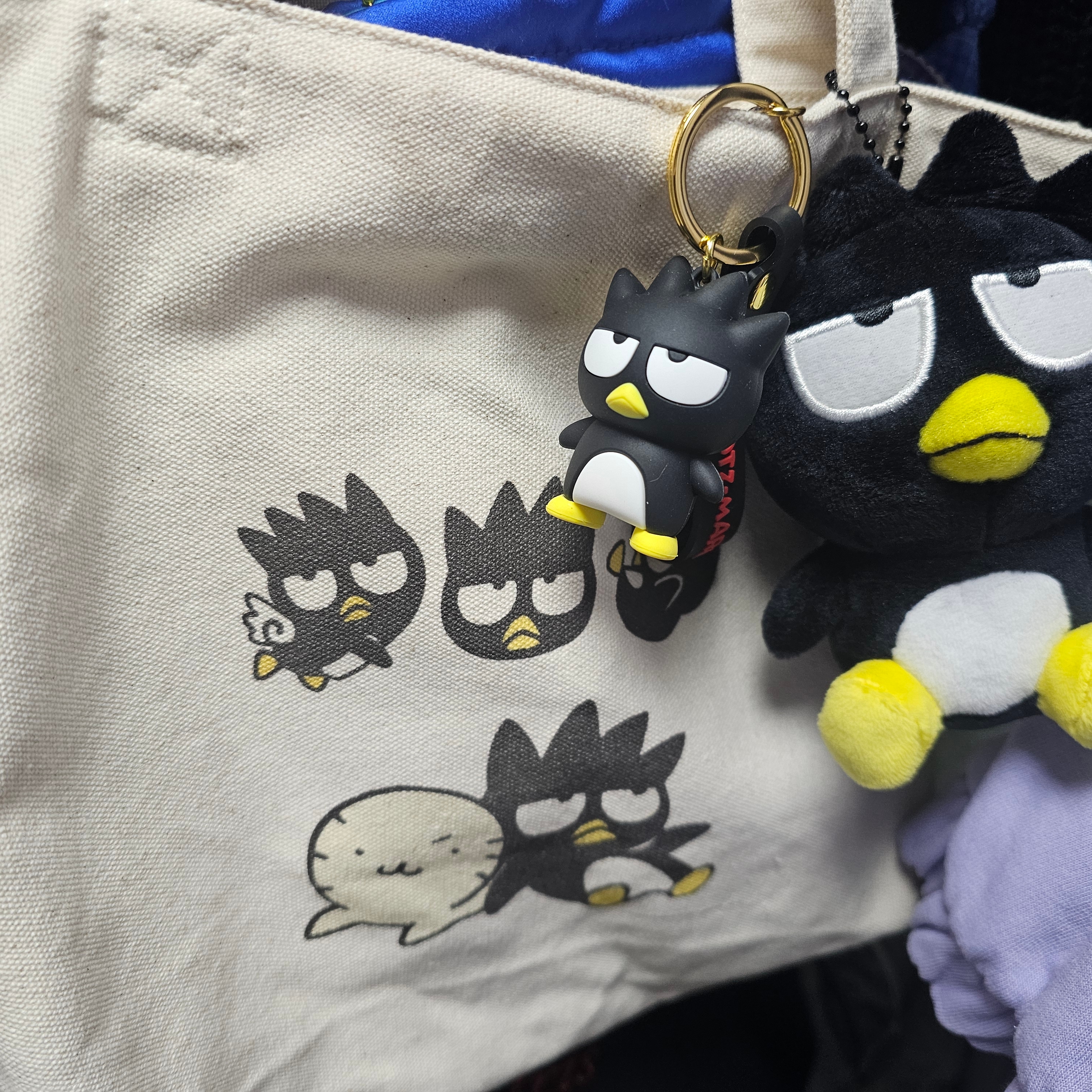Sanrio Badtz Maru 3D Keychain 착용 스타일