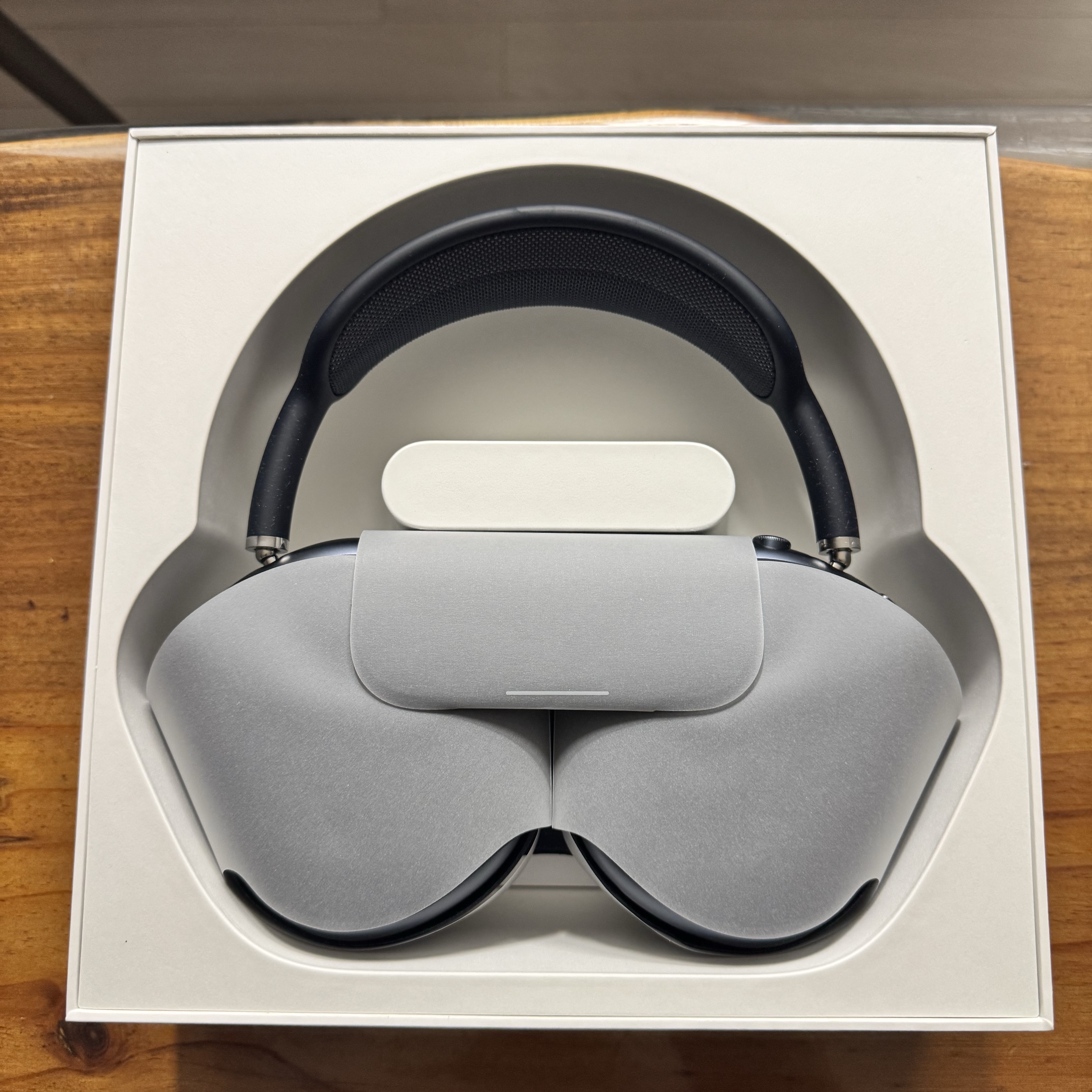 Apple AirPods Max USB C Midnight (Korean Ver.) 착용 스타일