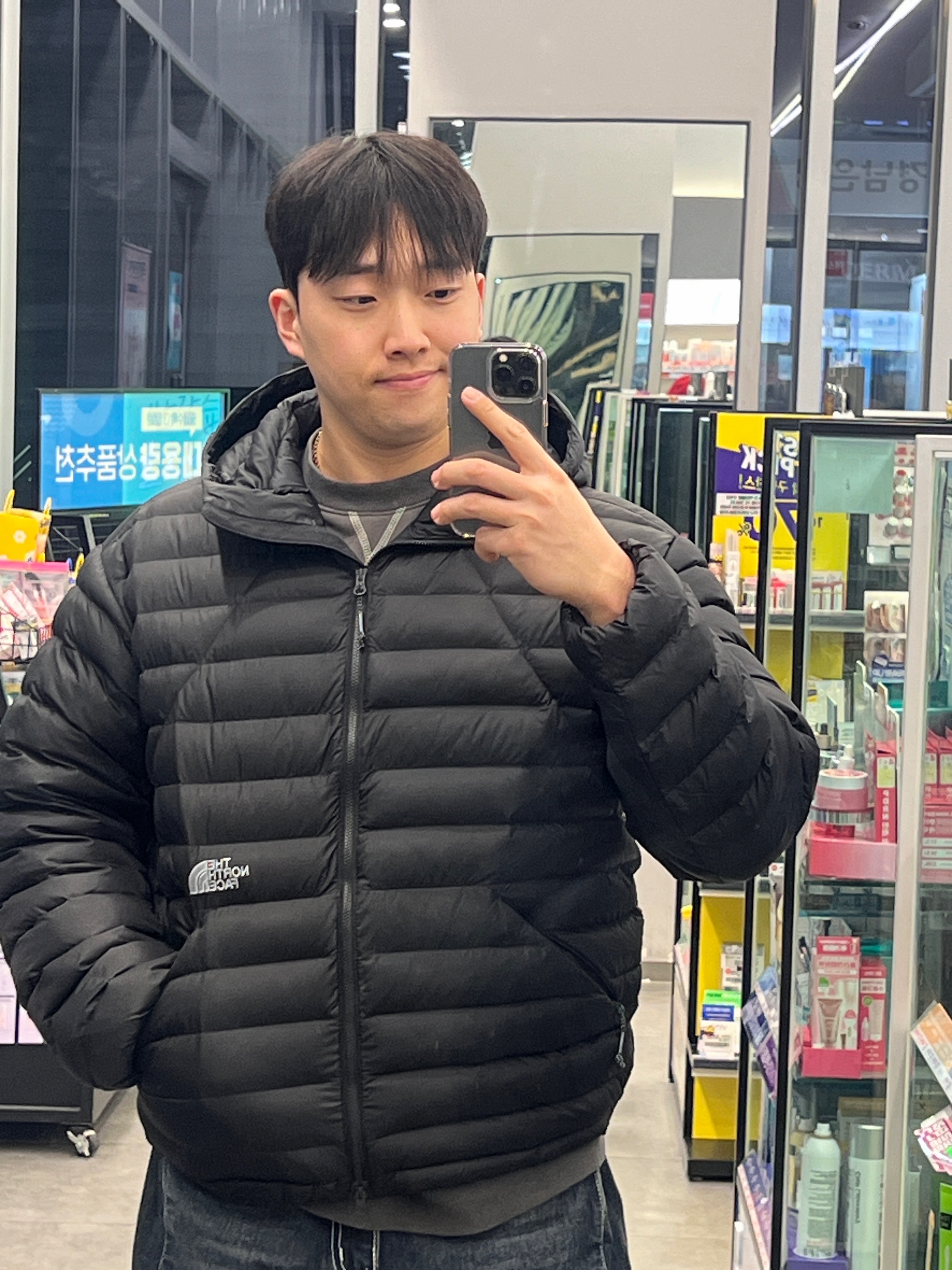 The North Face Ventus On Jacket Black 착용 스타일