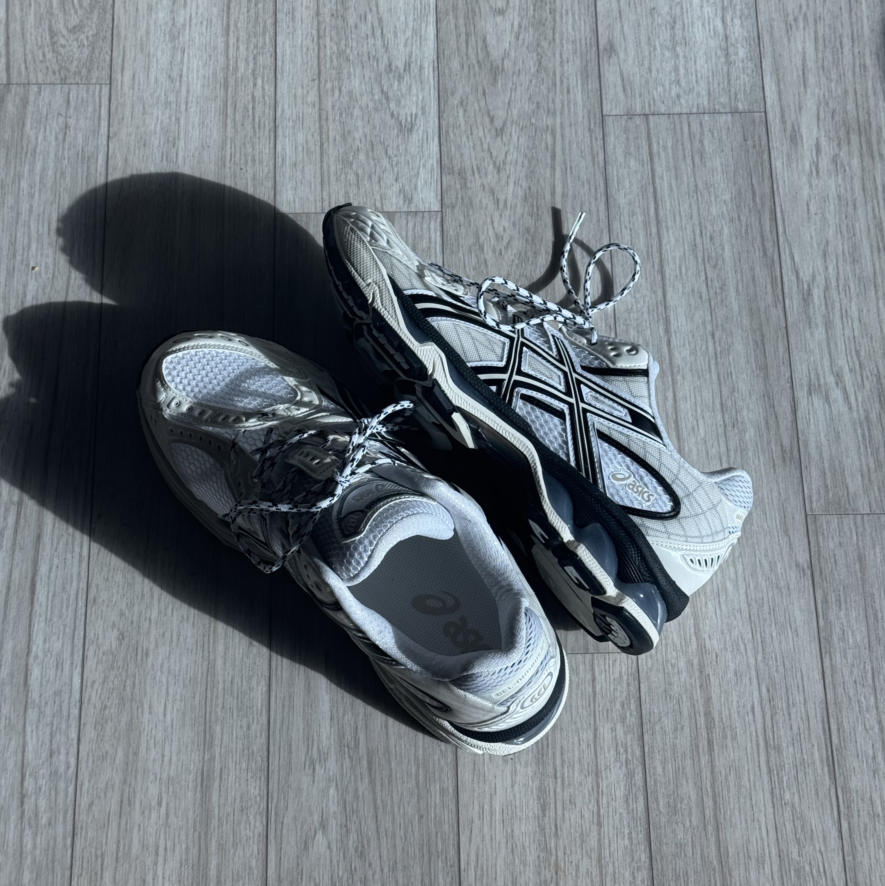 Asics Gel-Nimbus 10.1 White Ivory 착용 스타일