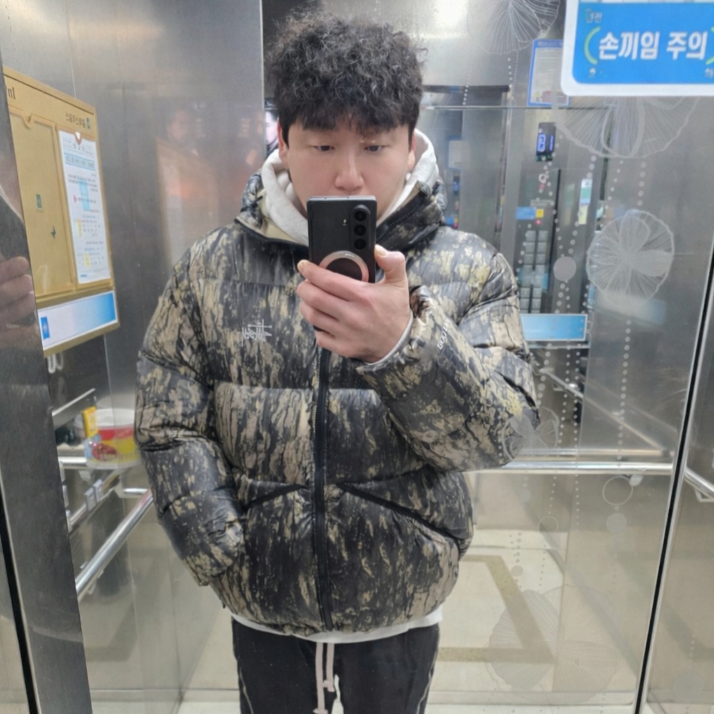 Stussy Down Parka Micro Ripstop Relic Camo, Stussy Basic Stussy Hoodie Ash Heather 착용 스타일