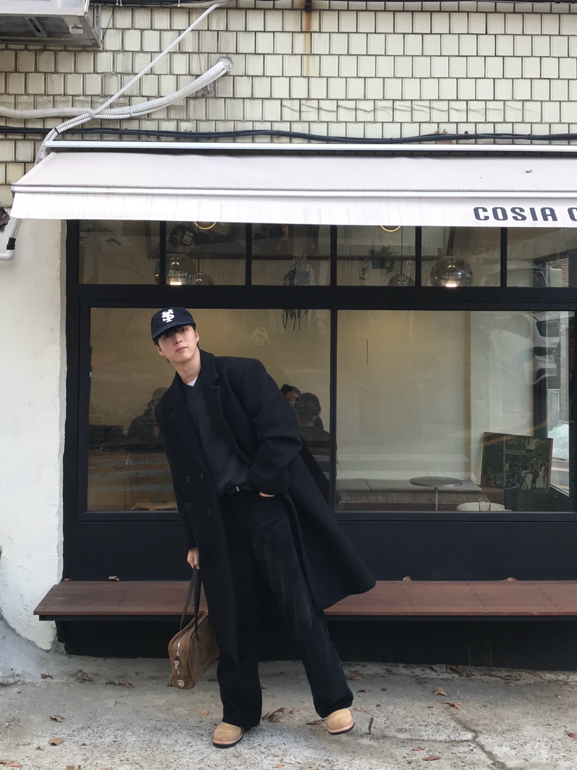 noun Layered V Neck Knit Charcoal, Sunday Ceremony Sy Logo 5 Panel Cotton Cap - Navy 착용 스타일 - 7