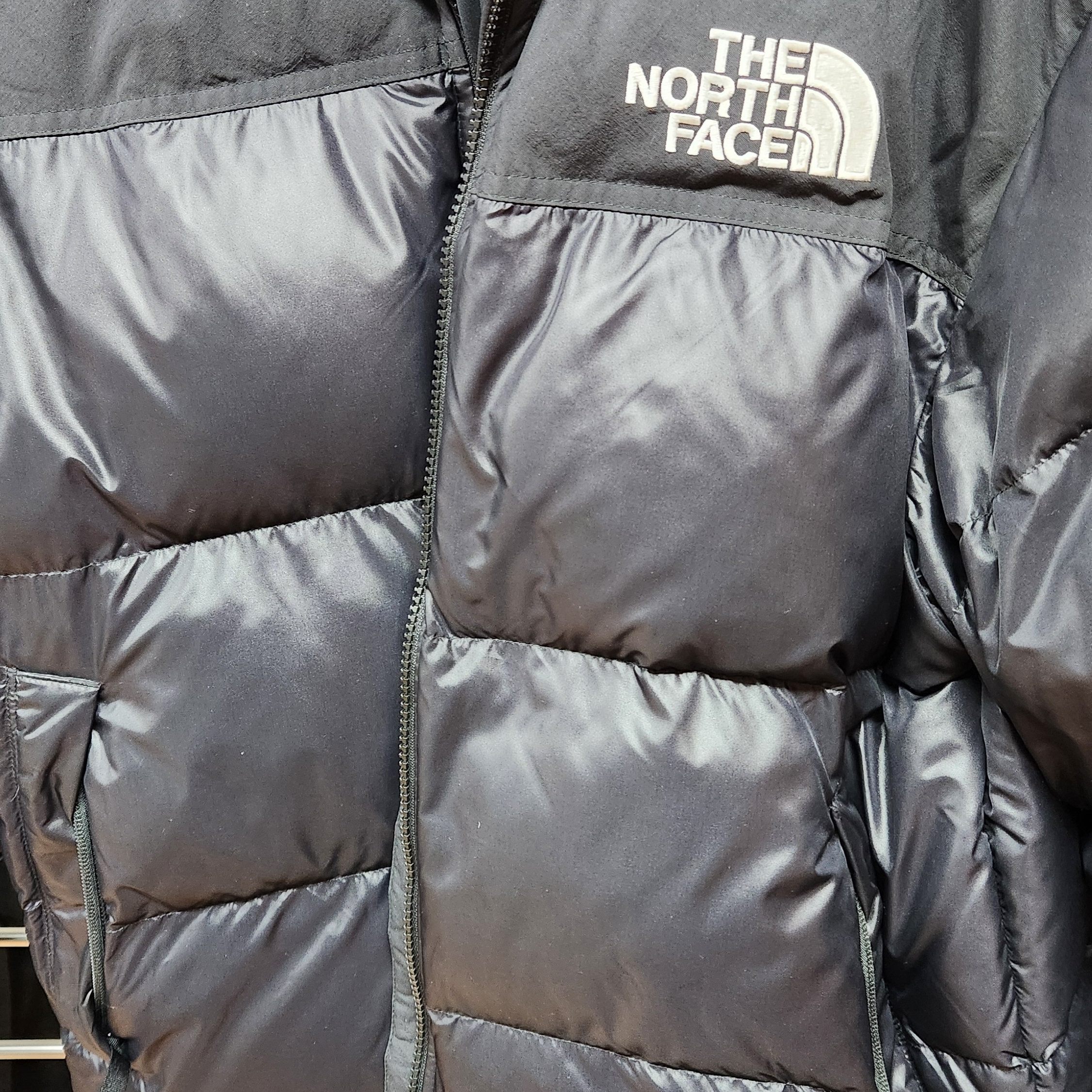 The North Face On Ball Jacket Black 착용 스타일 - 1