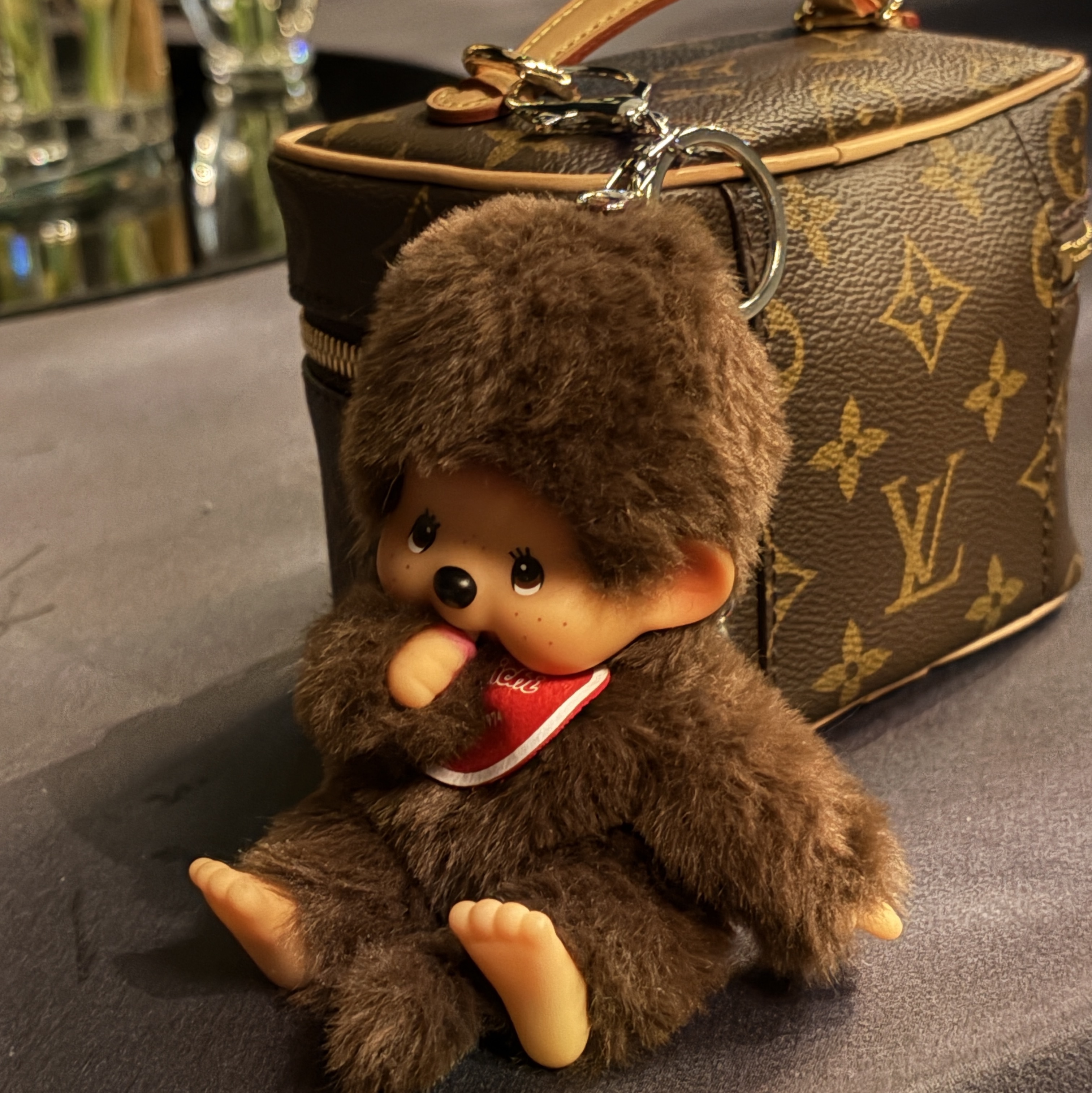Monchhichi SS Keychain Boy, Louis Vuitton Nice Nano Toiletry Pouch Monogram 착용 스타일
