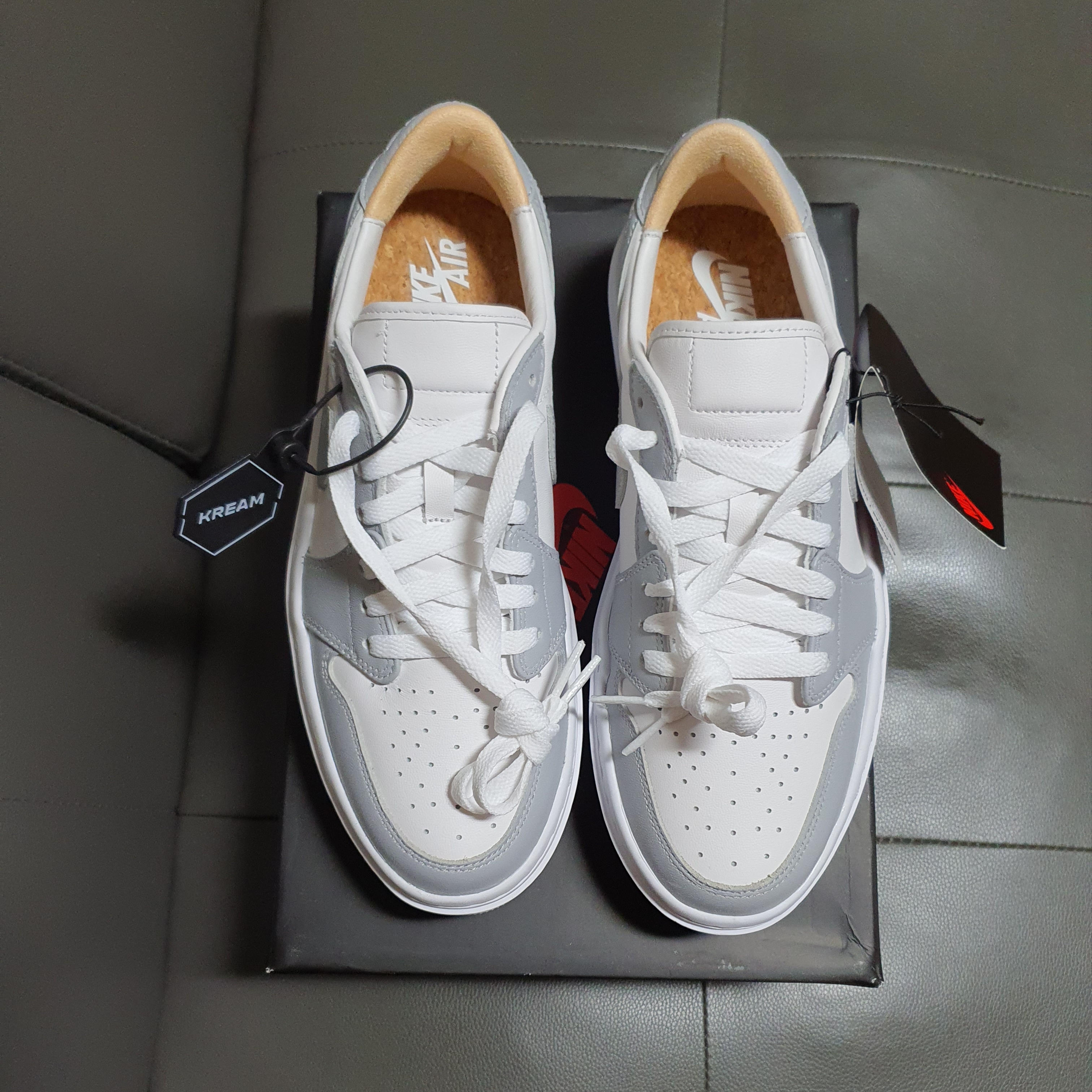 (W) Jordan 1 Elevate Low White and Wolf Grey 착용 스타일