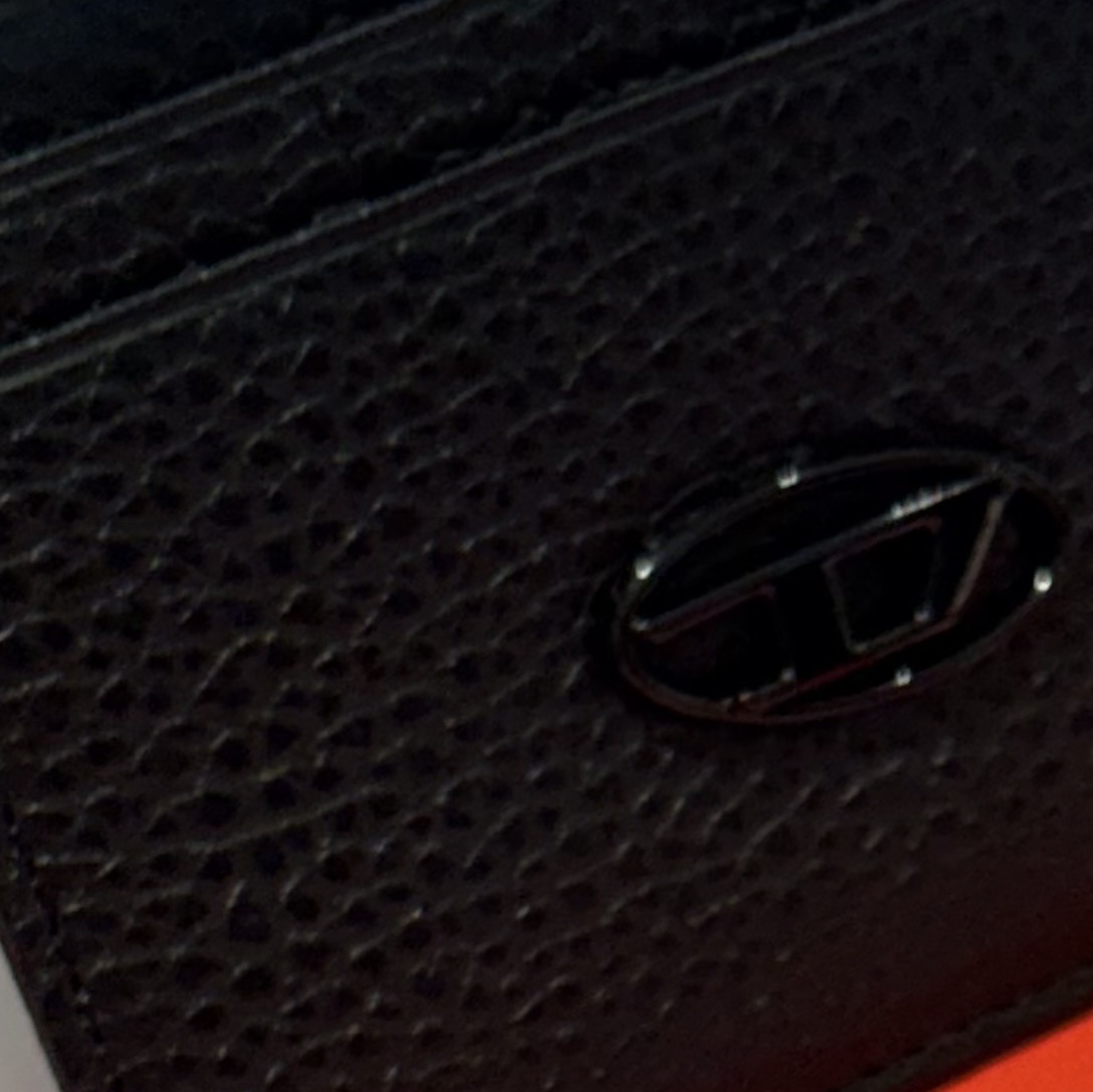 Diesel Johnny Card Case Black Black 착용 스타일