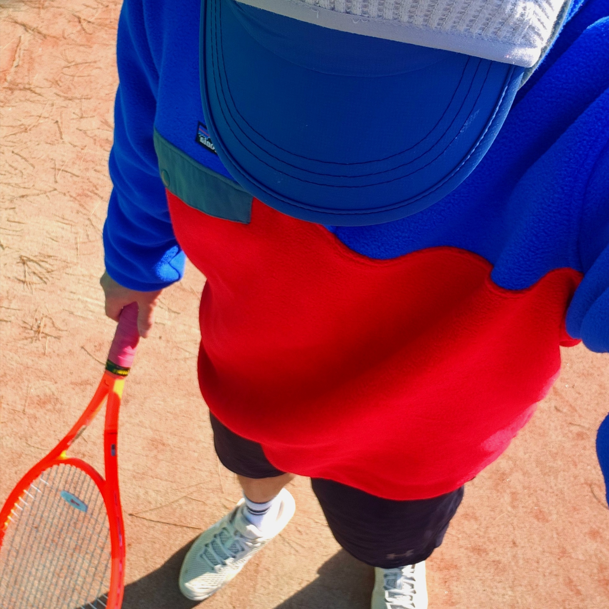 Patagonia Lightweight Synchilla Snap-T Fleece Pullover Touring Red 착용 스타일 - 2