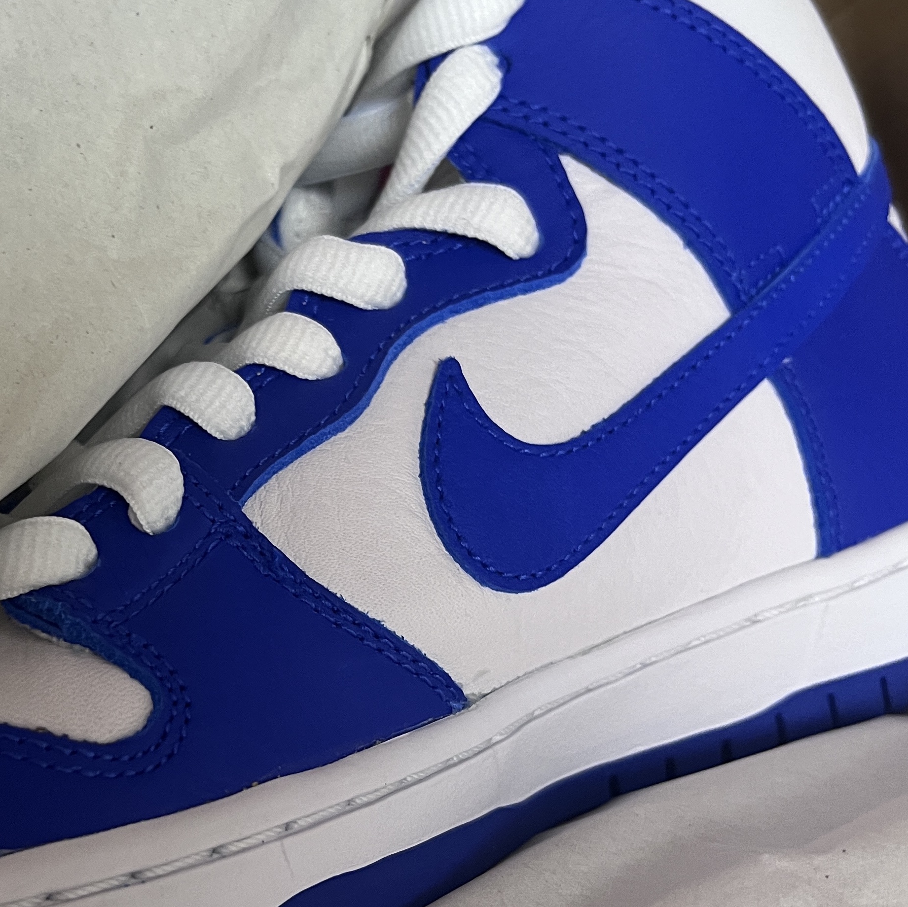 Nike SB Dunk High Pro ISO Kentucky 착용 스타일