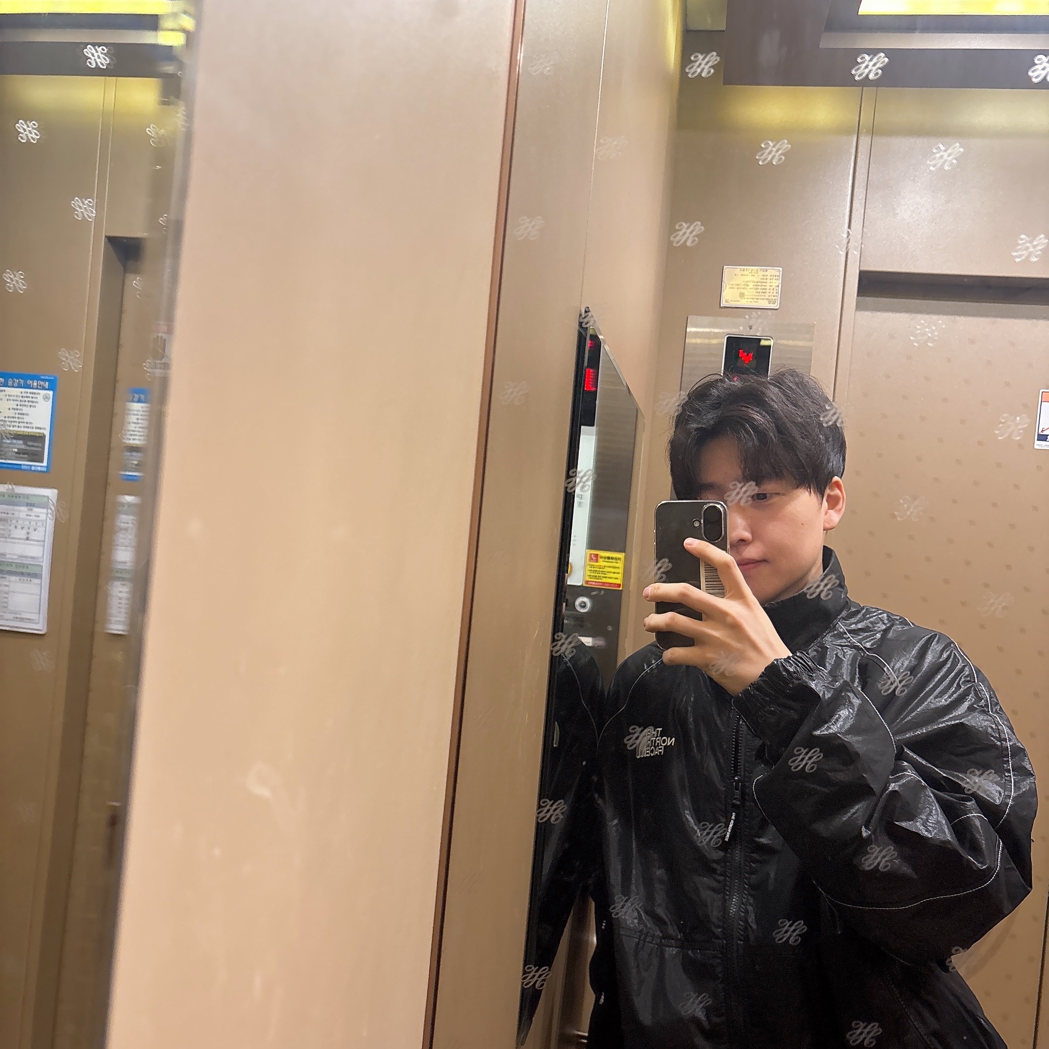 The North Face Olema Flash Jacket Black - 25FW 착용 스타일