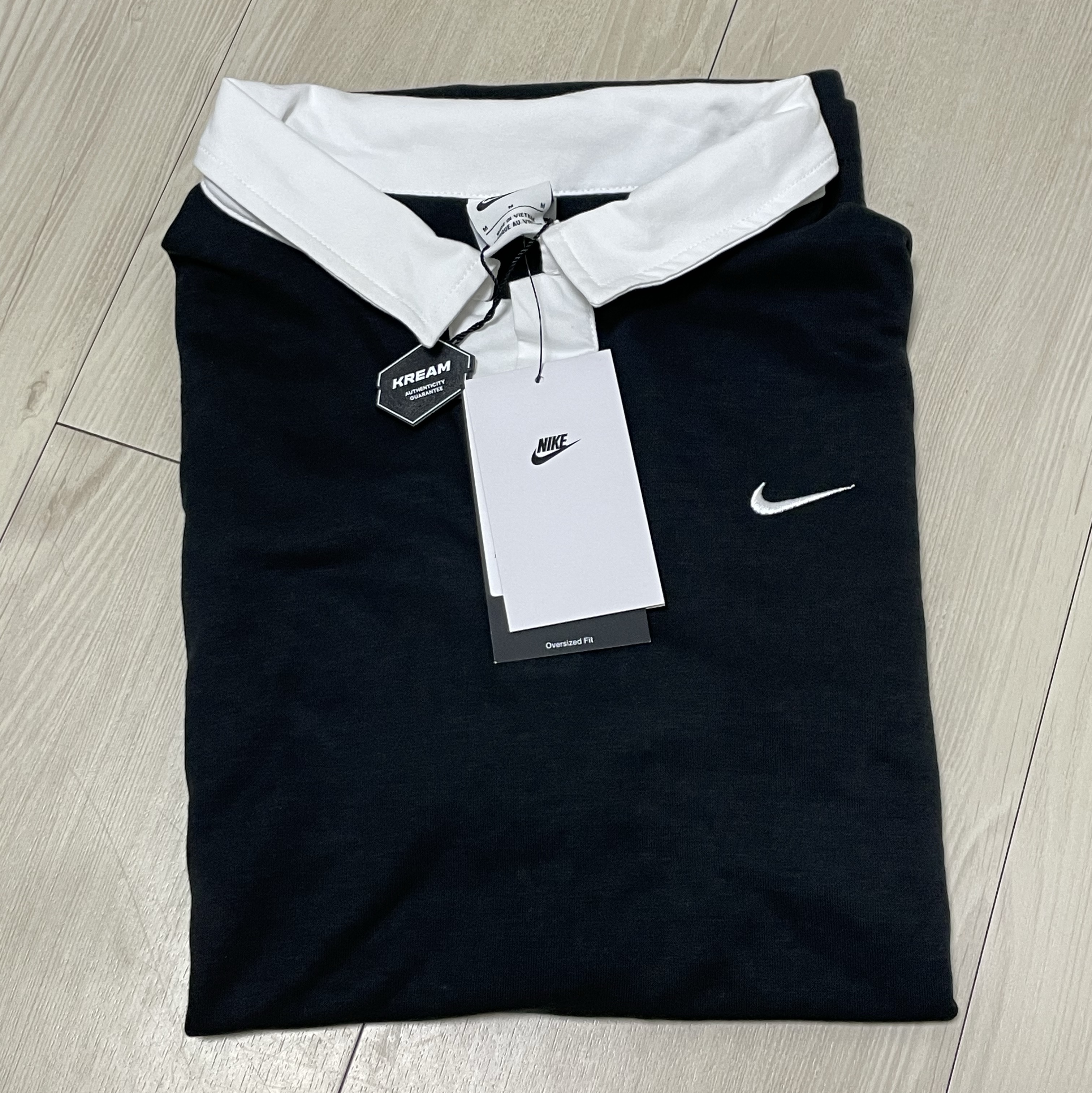 (W) Nike NSW Essential Oversized Long Sleeve Polo Black White - Asia 착용 스타일