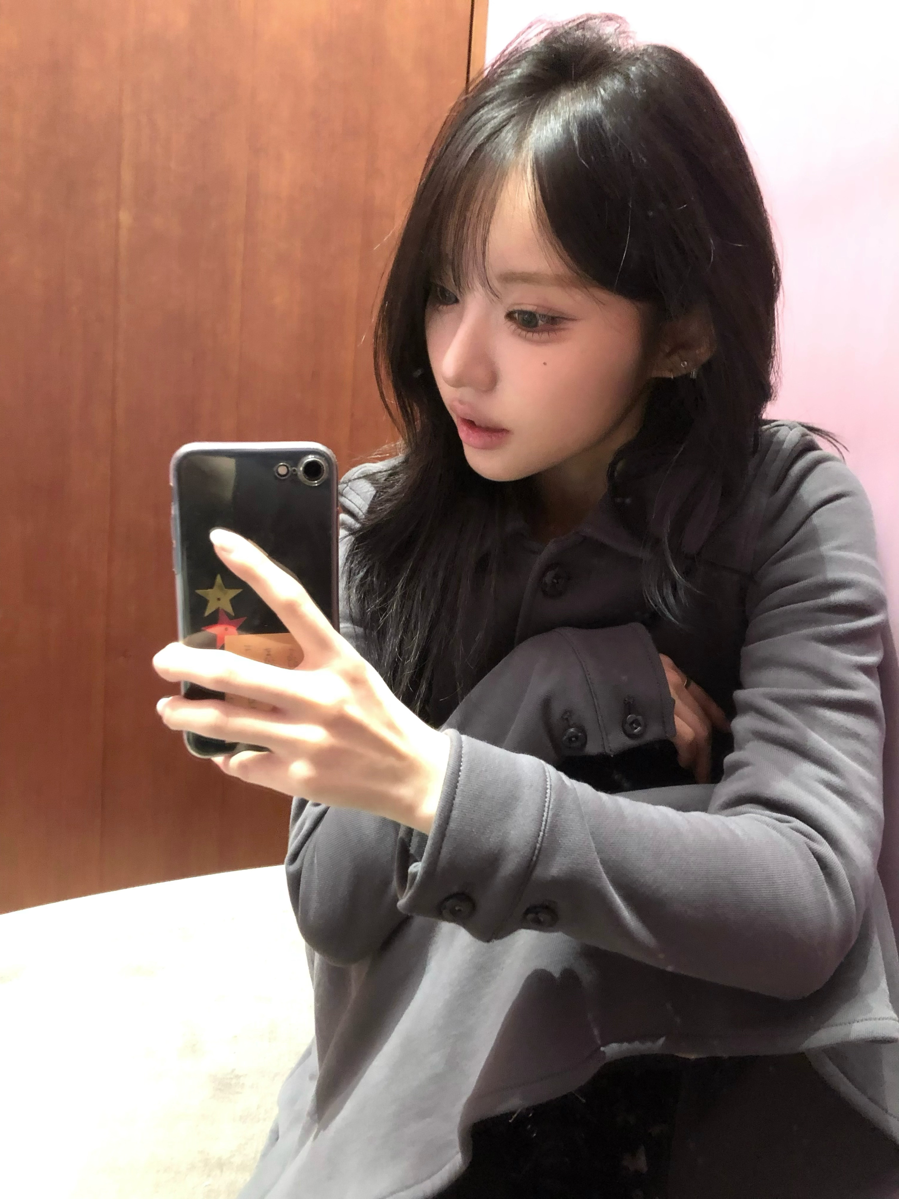COYSEIO Cozy Sweat Jacket Charcoal, COYSEIO Cozy Sweat Wrap Skirt Charcoal 착용 스타일 - 1
