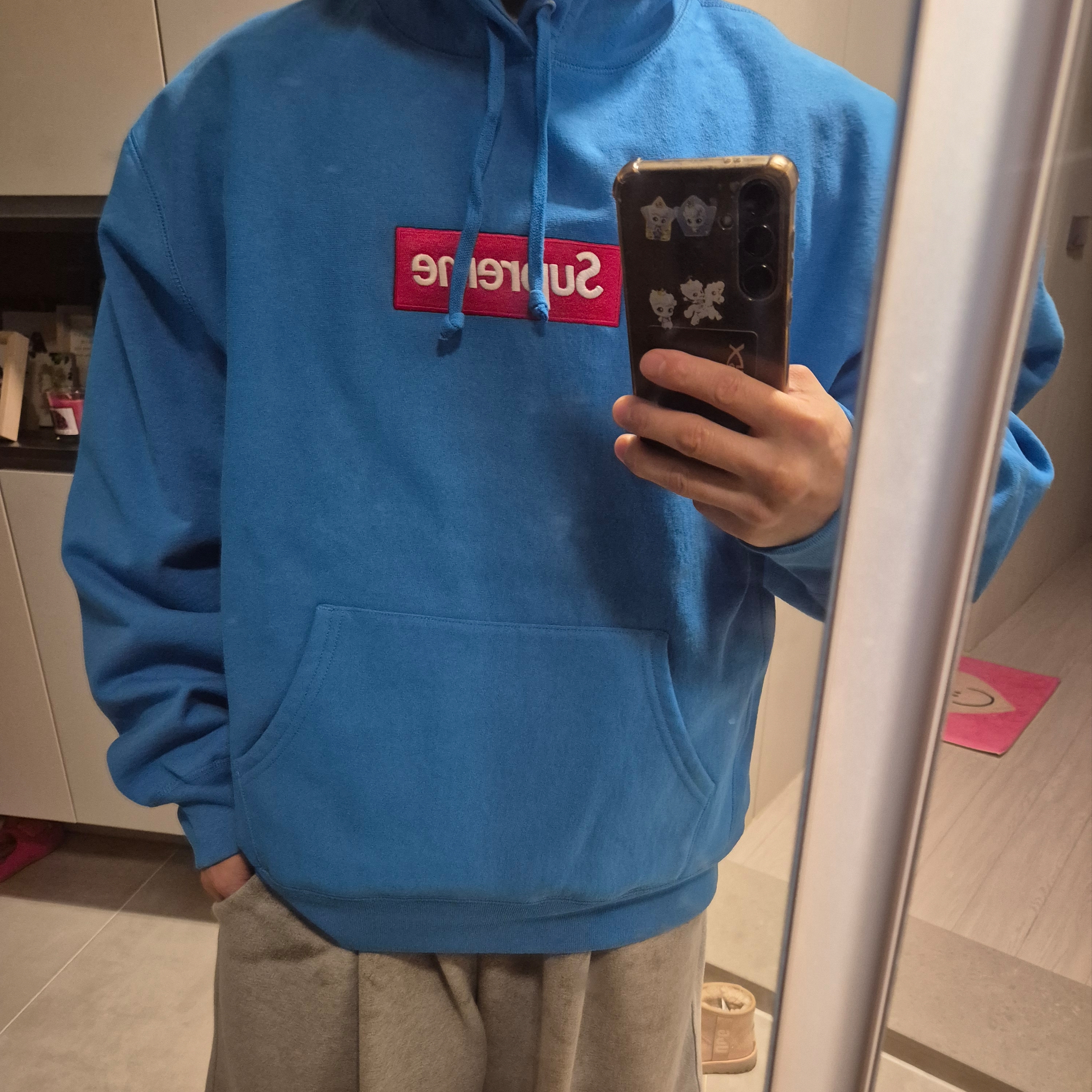 Supreme Box Logo Hooded Sweatshirt Cyan - 25FW 착용 스타일 - 6