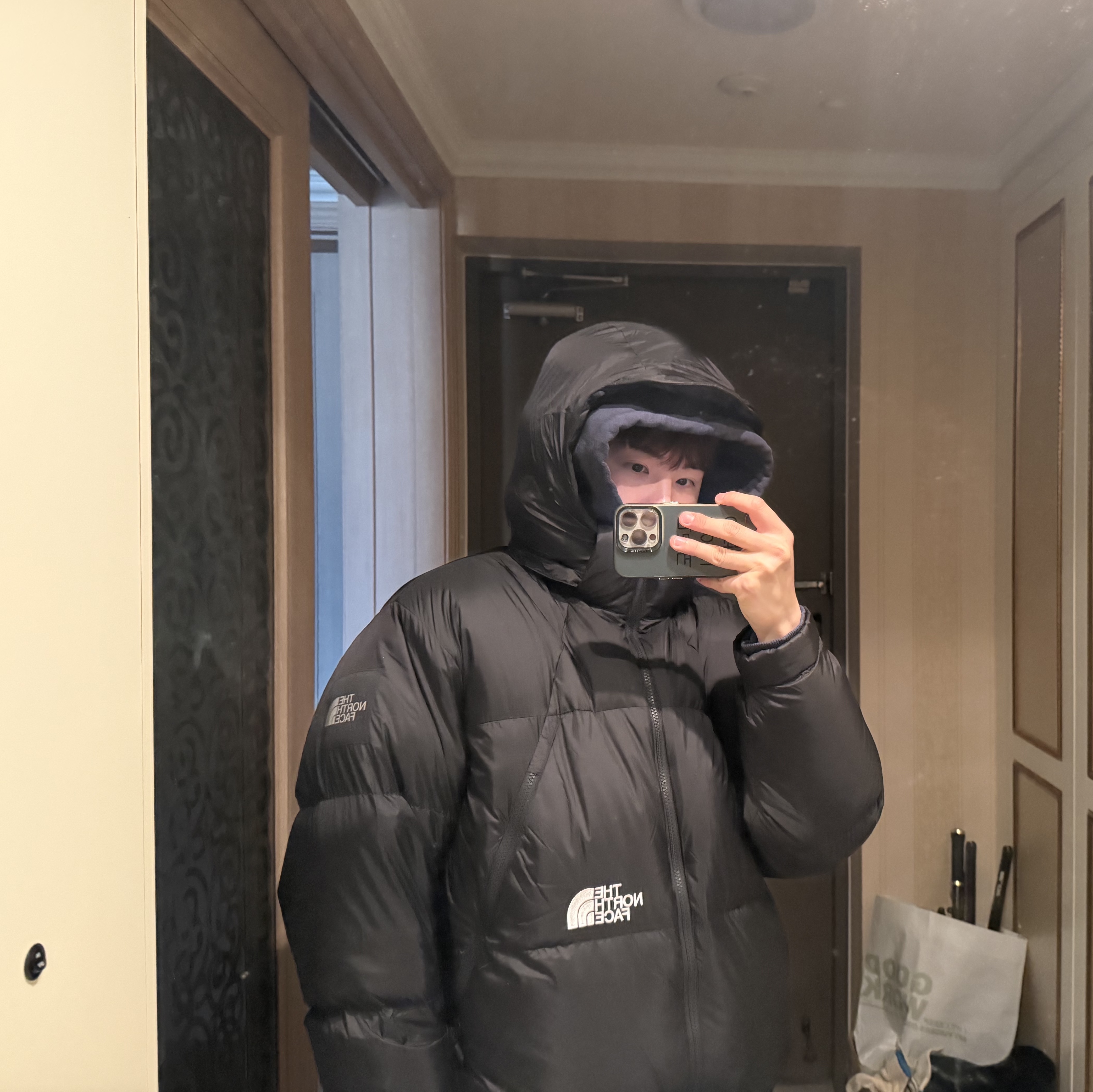 Stussy Basic Stussy Zip Hoodie Navy 2024, 2025, The North Face White Label Project Down Jacket RDS Black - 25FW 착용 스타일 - 1
