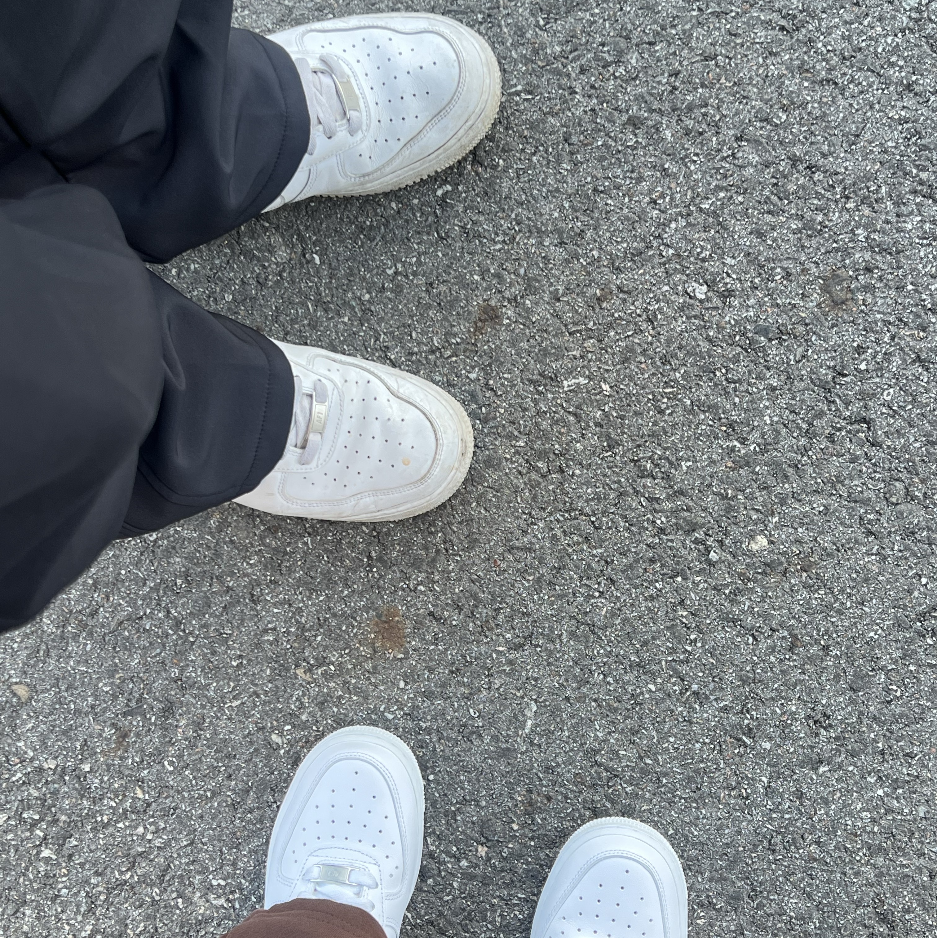 (W) Nike Air Force 1 '07 Low White 착용 스타일 - 2