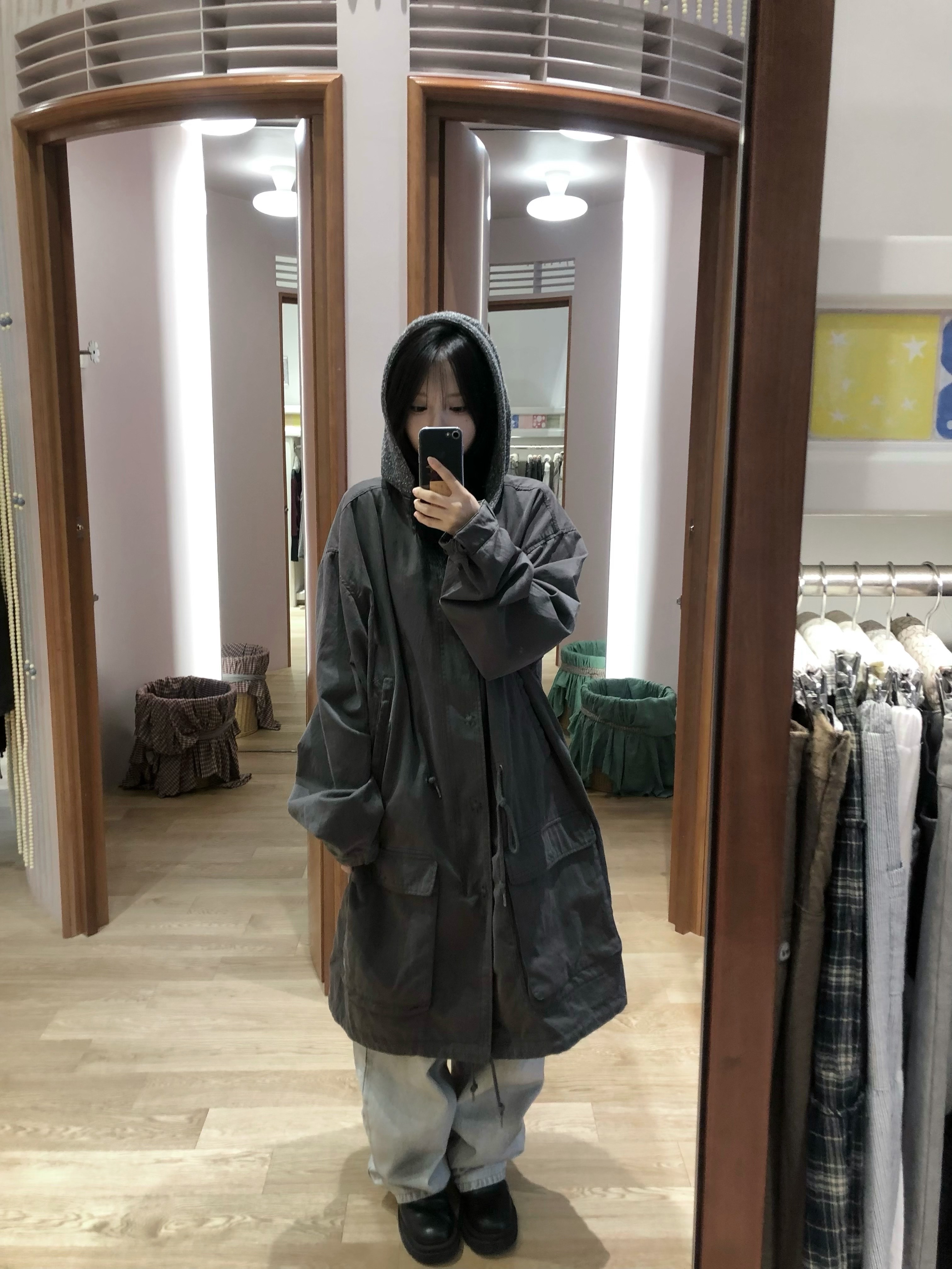 COYSEIO Washed Military Jacket Mud Charcoal 착용 스타일 - 3