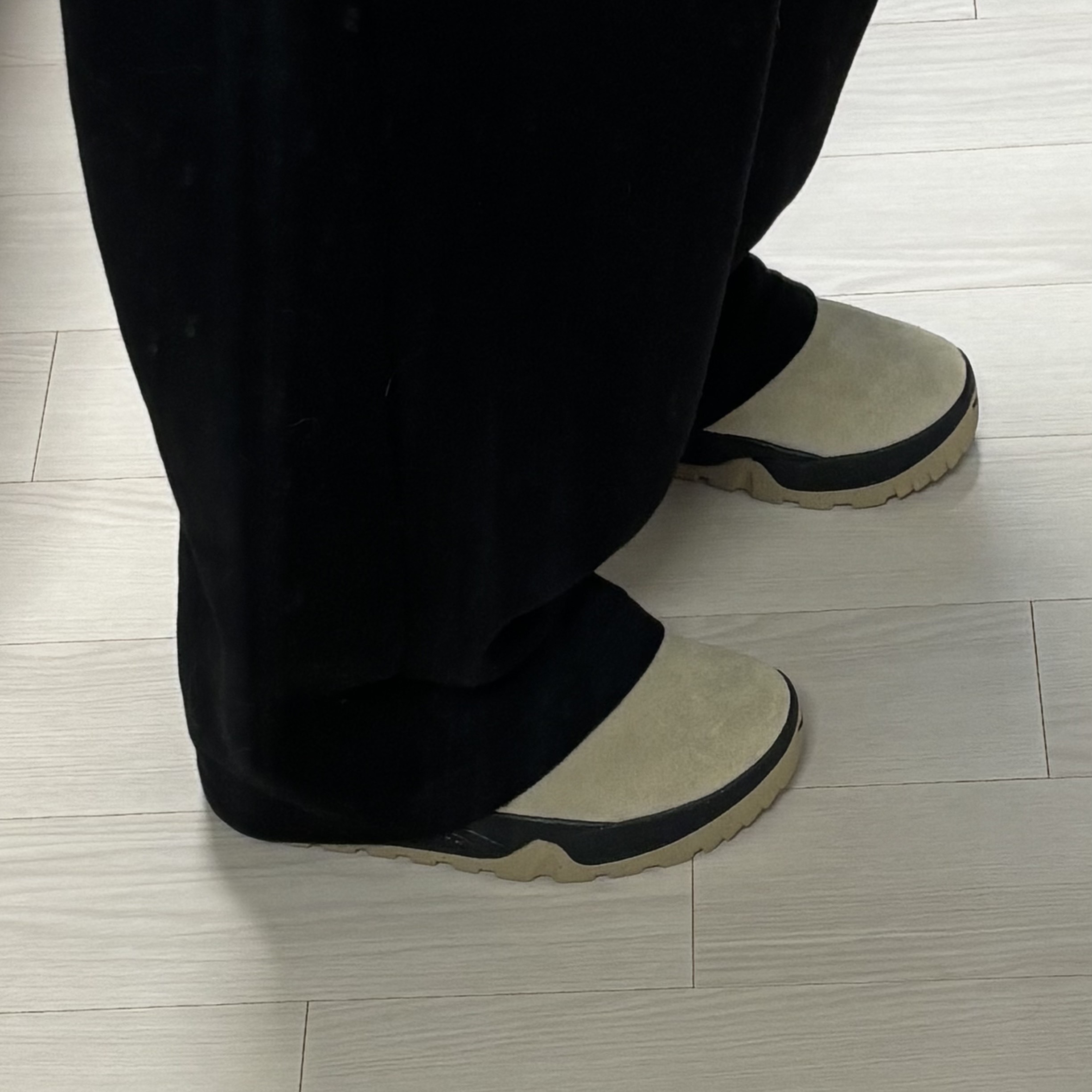 Nike ACG Rufus Limestone and Black 착용 스타일 - 4