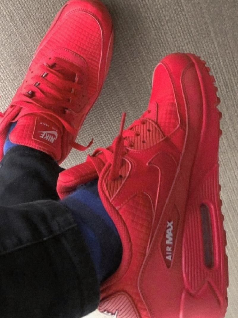 Nike Air Max 90 Ultra 2.0 Flyknit Bright Crimson 착용 스타일