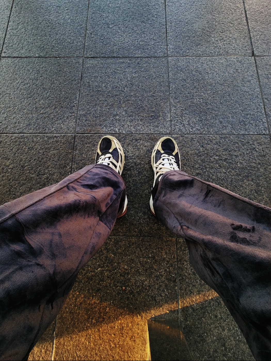 Adidas x Song for the Mute Shadowturf Core Black, (W) Nike NSW Chill Knit Mid Rise Velour Pants Black - Asia 착용 스타일