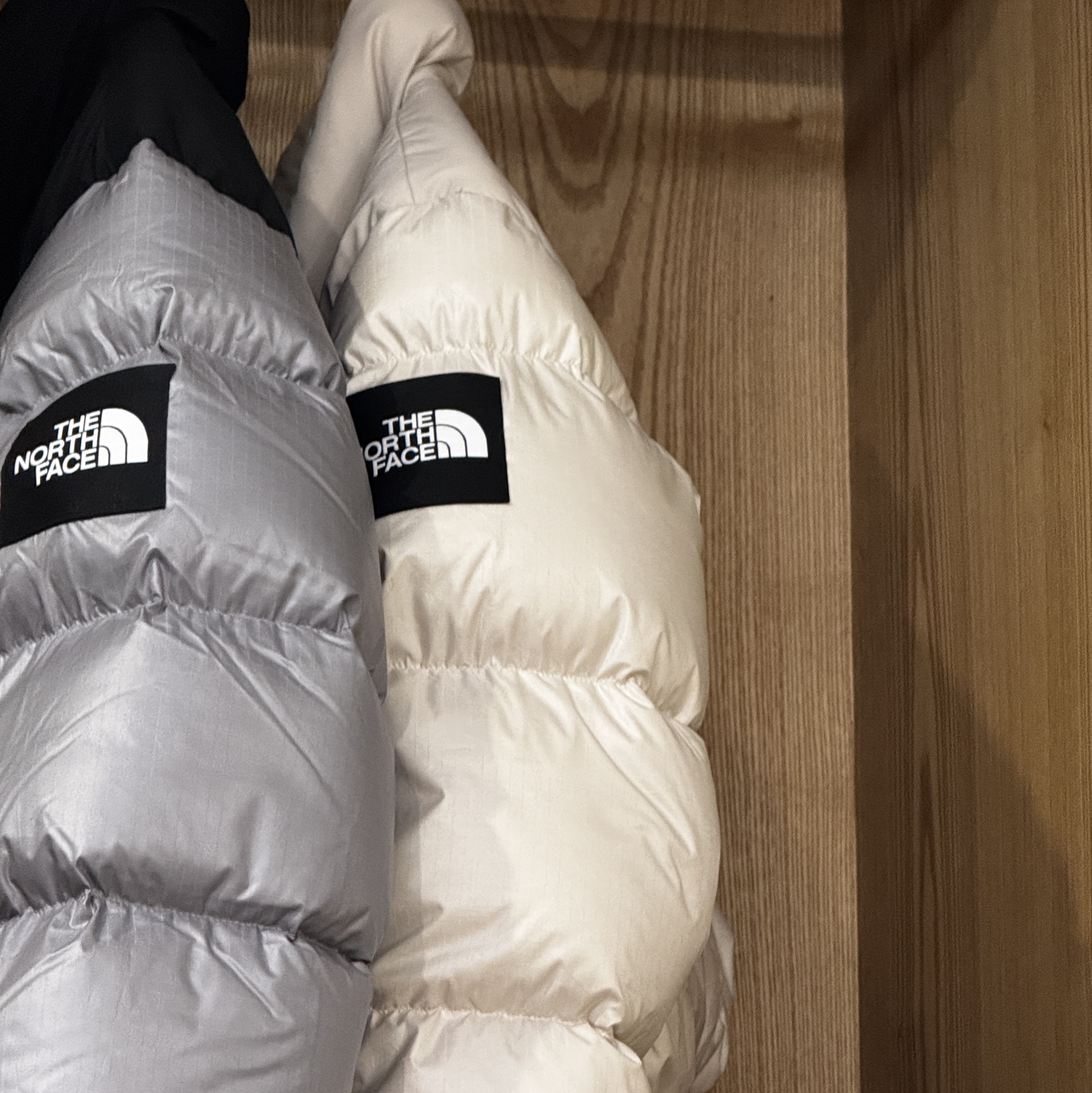 The North Face White Label Novelty Nuptse Down Jacket Heather Gray, (W) The North Face White Label Novelty Nuptse Down Jacket Cream 착용 스타일 - 2