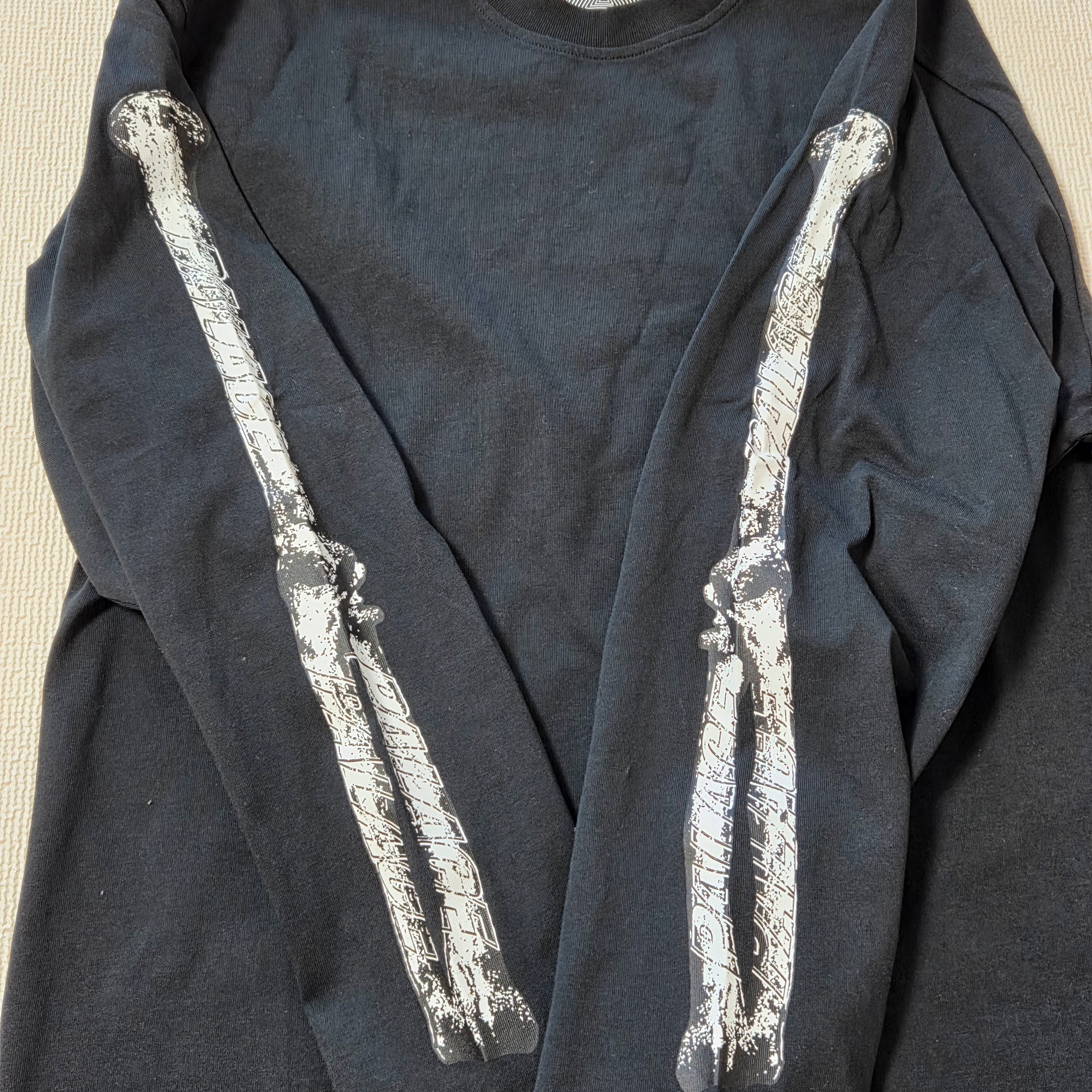 Palace Tri-Bone Longsleeve Black - 25FW 착용 스타일 - 3