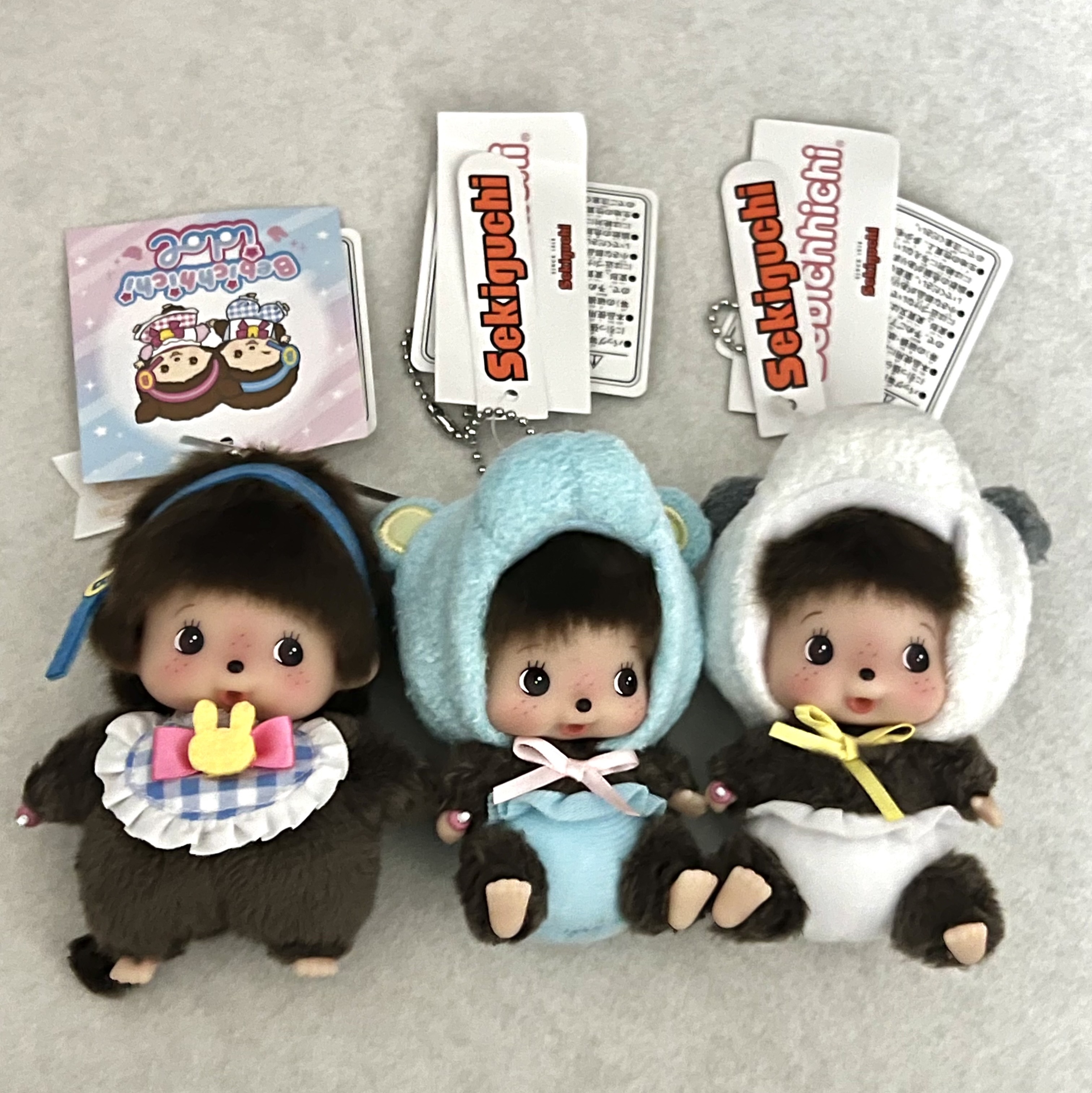 Monchhichi Idol SS Bebichhichi Key Chain Blue, Monchhichi Animal Bebichhichi SS Panda Key Chain White 착용 스타일