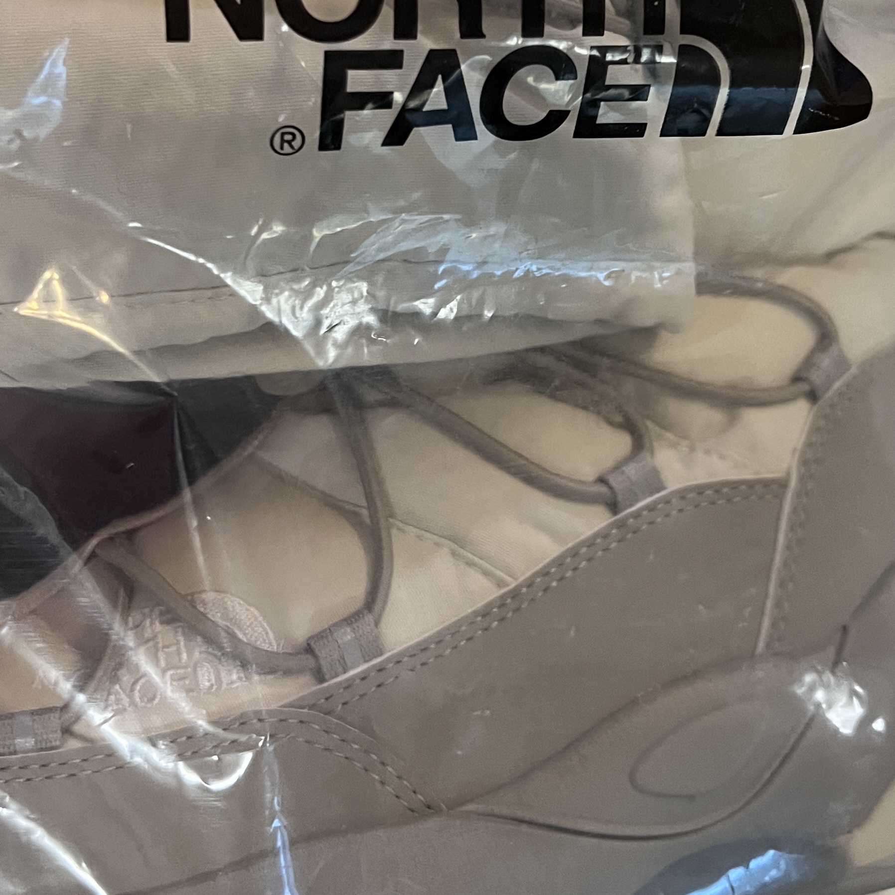 The North Face Borealis Bootie Cream Beige 착용 스타일