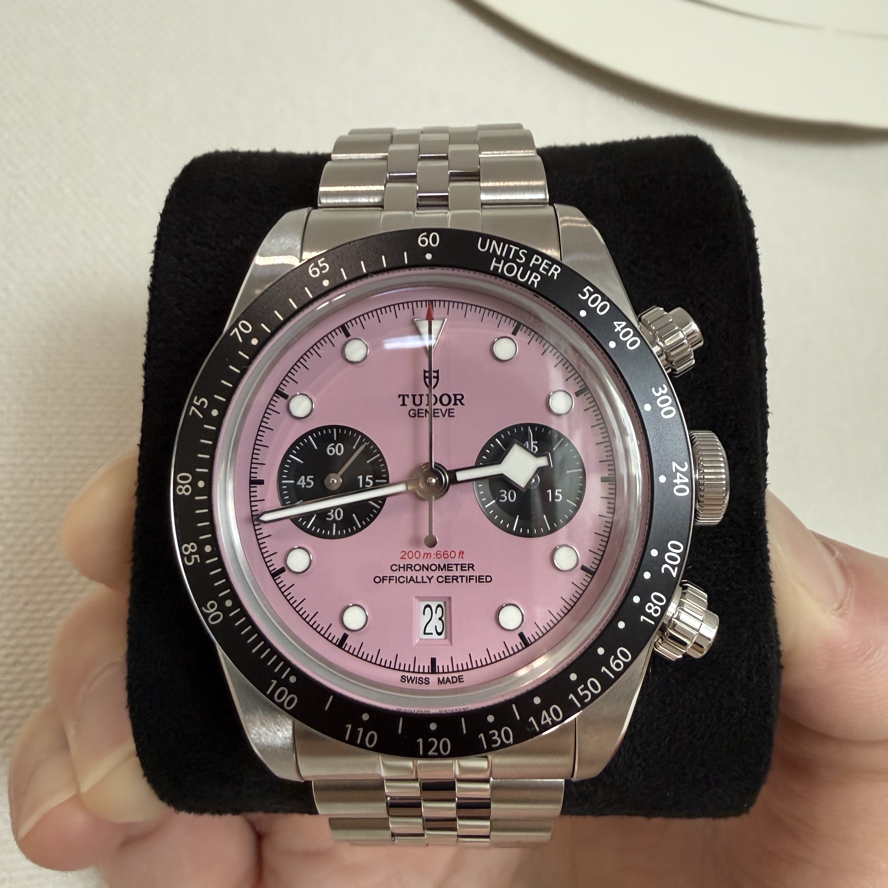 (W) Tudor Black Bay Chrono MT5813 Steel Bracelet Pink 착용 스타일