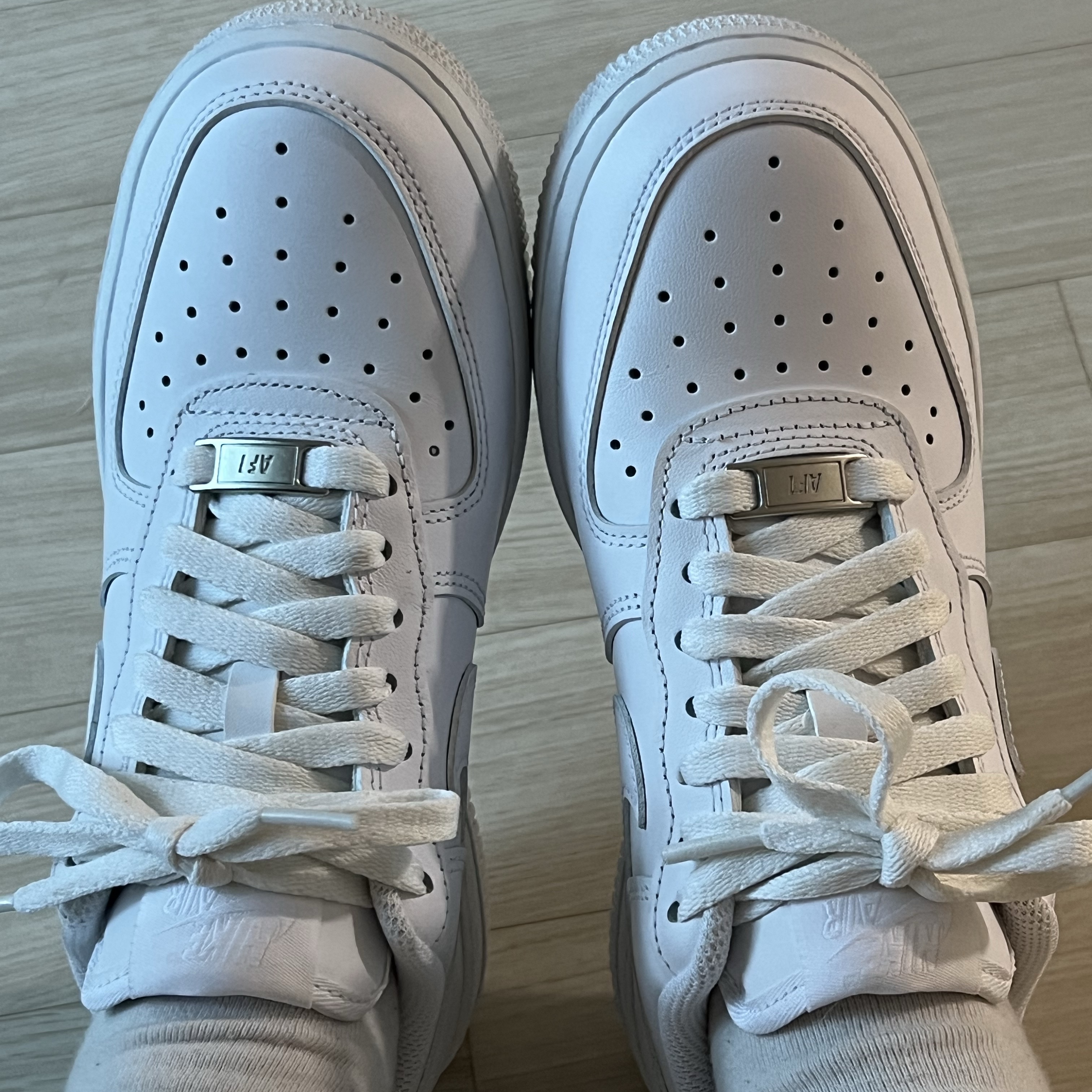 (W) Nike Air Force 1 '07 Low White 착용 스타일 - 1